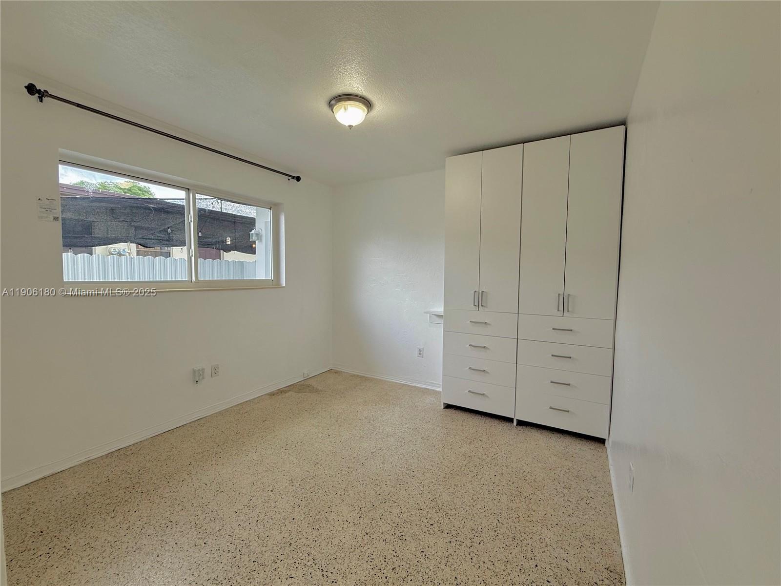 WINONA PARK 1ST ADDN - Residential Lease