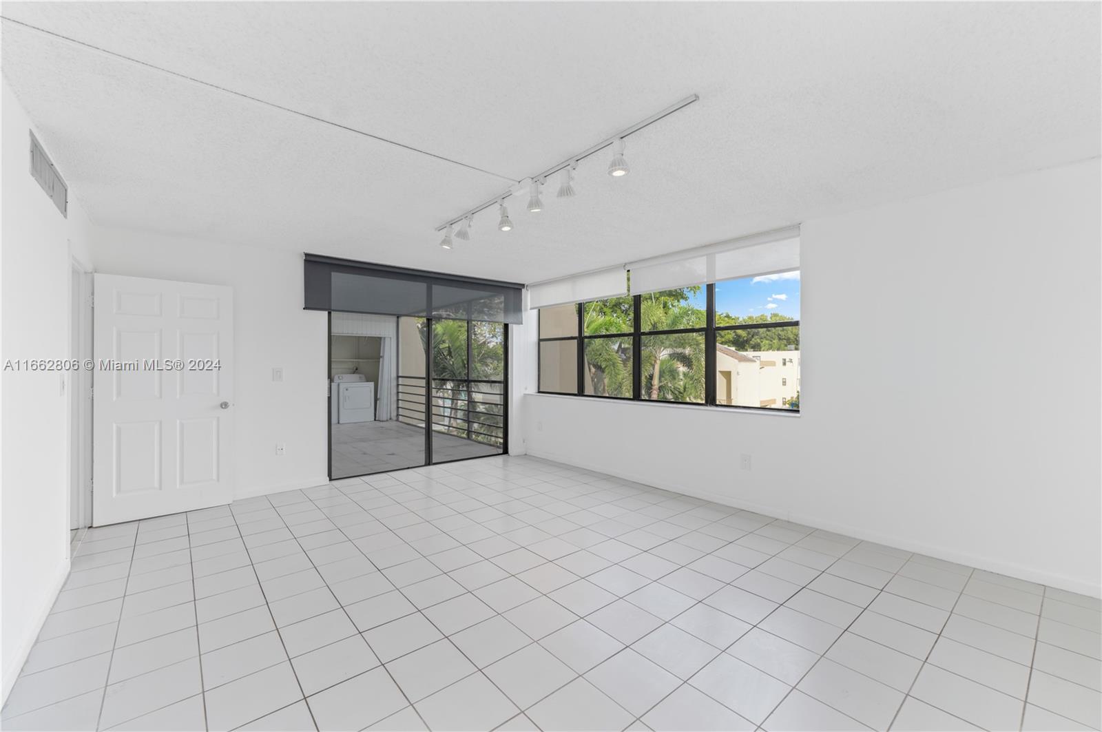 VILLA DORADA CONDO - Residential