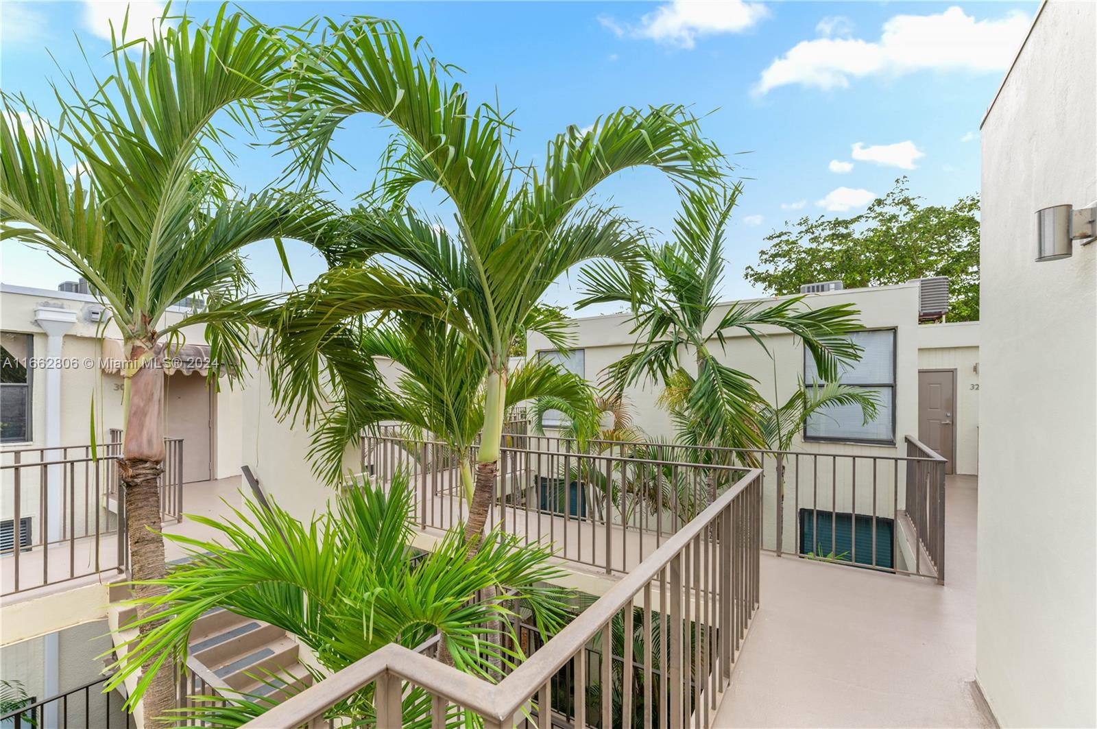 VILLA DORADA CONDO - Residential