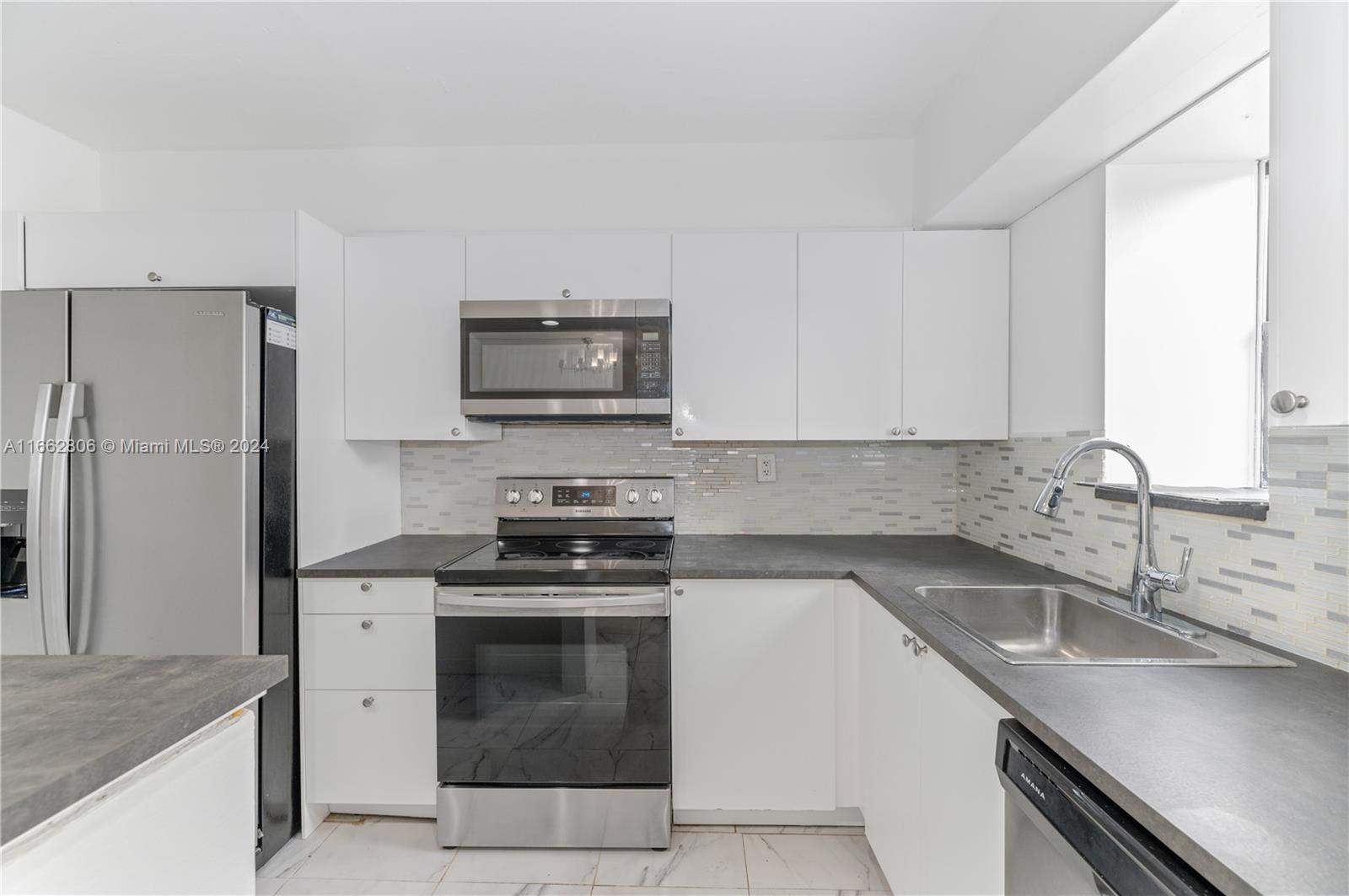 VILLA DORADA CONDO - Residential