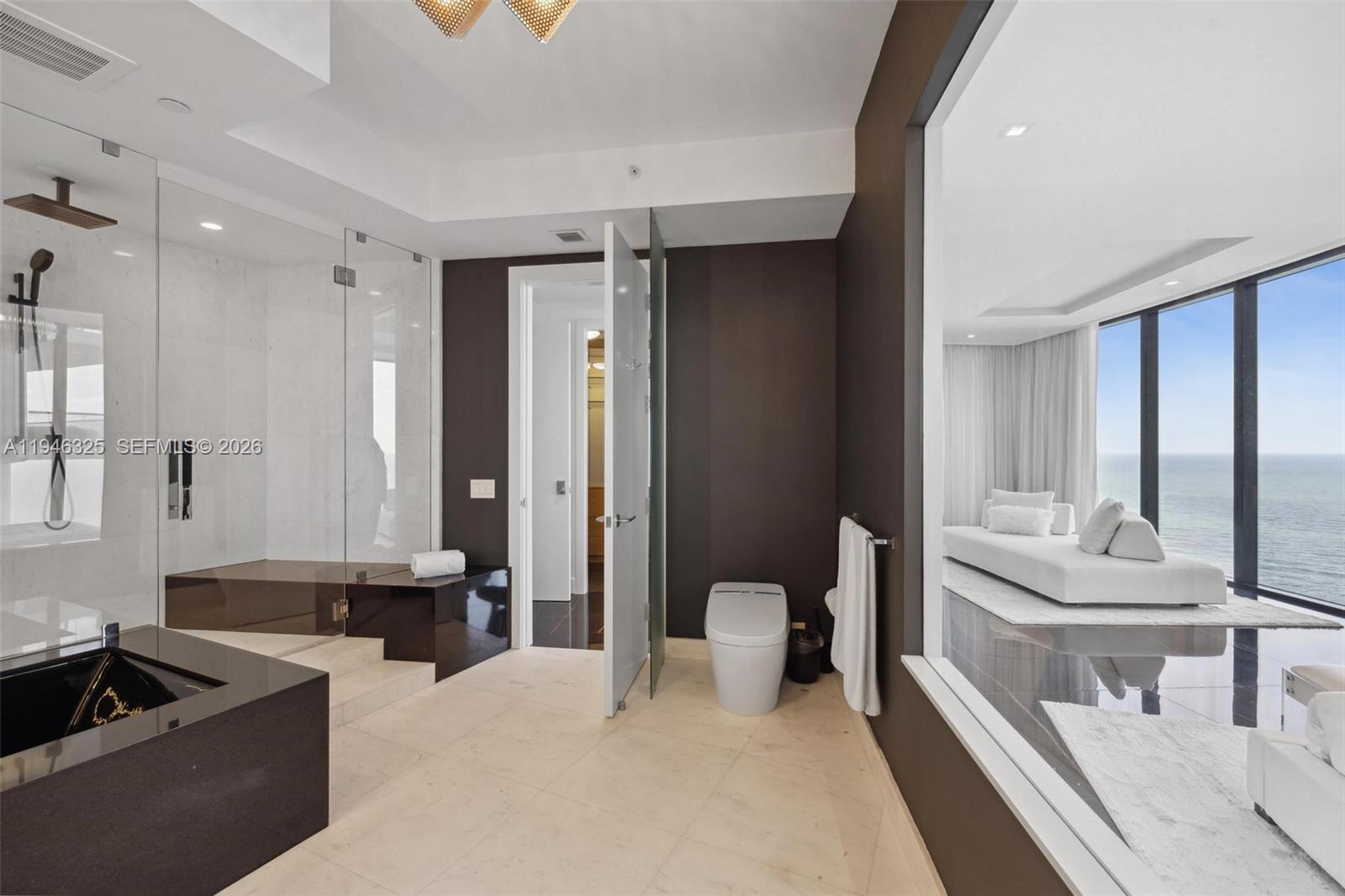 18555 COLLINS AVENUE COND - Residential