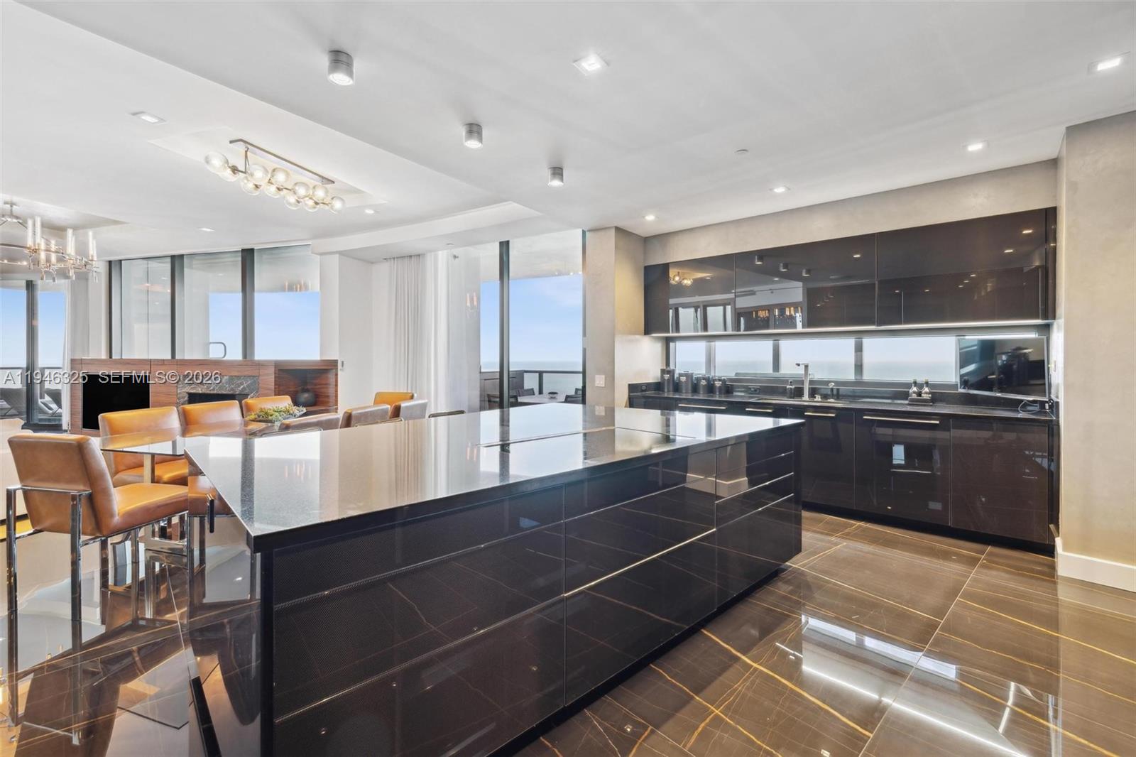 18555 COLLINS AVENUE COND - Residential