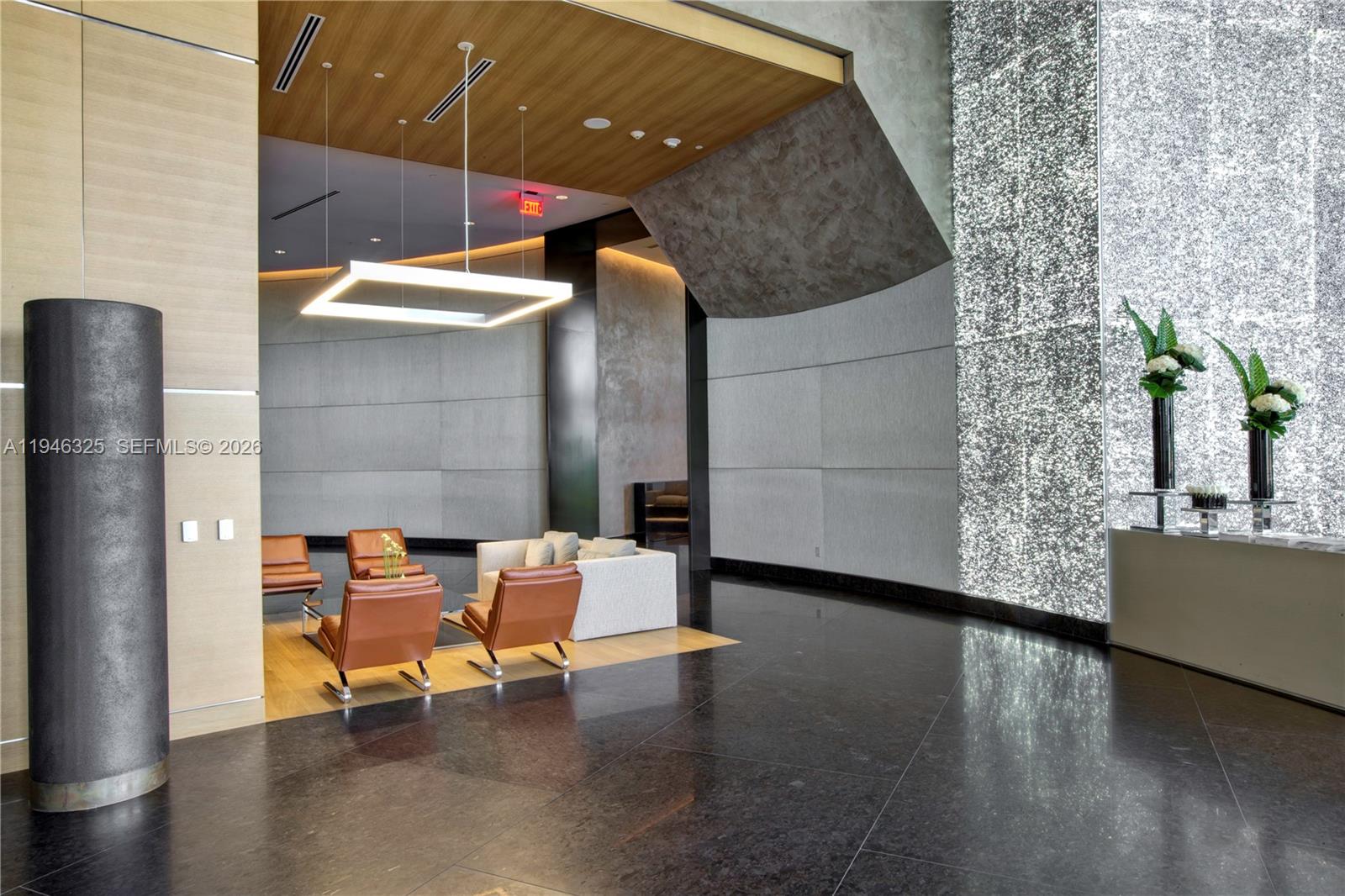 18555 COLLINS AVENUE COND - Residential