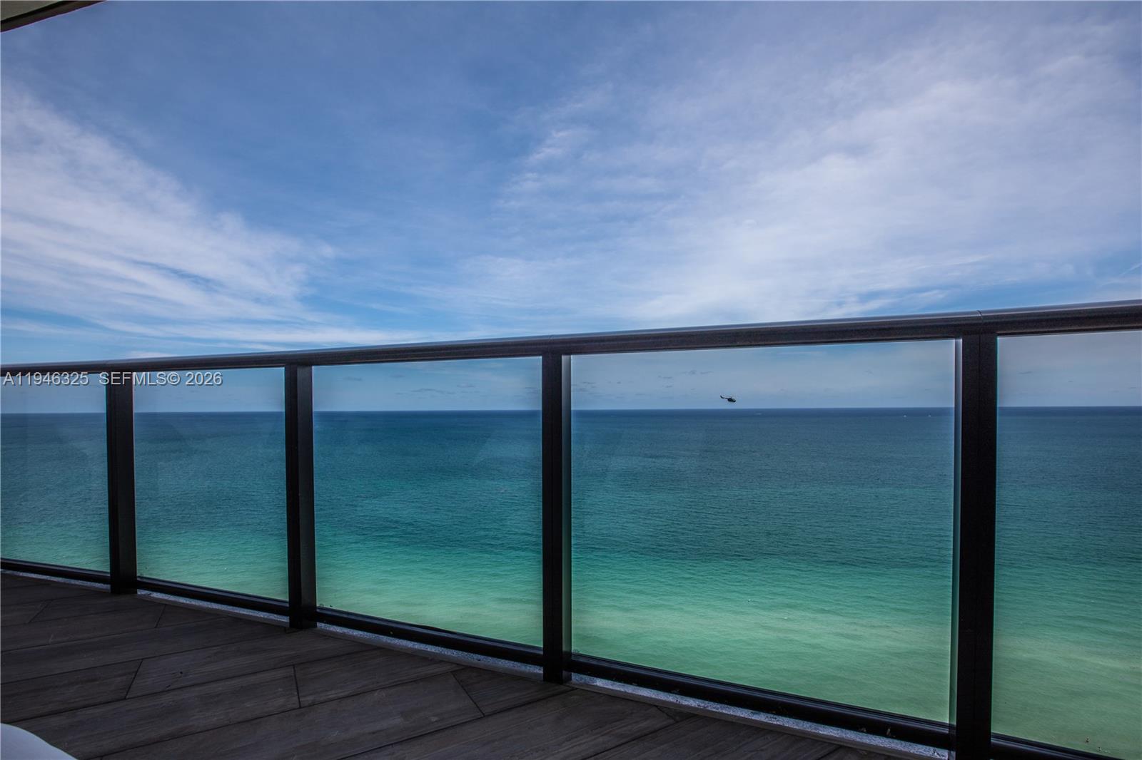 18555 COLLINS AVENUE COND - Residential