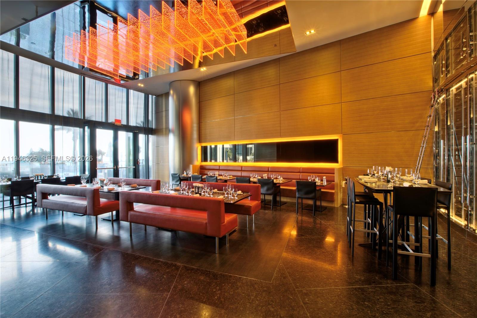 18555 COLLINS AVENUE COND - Residential