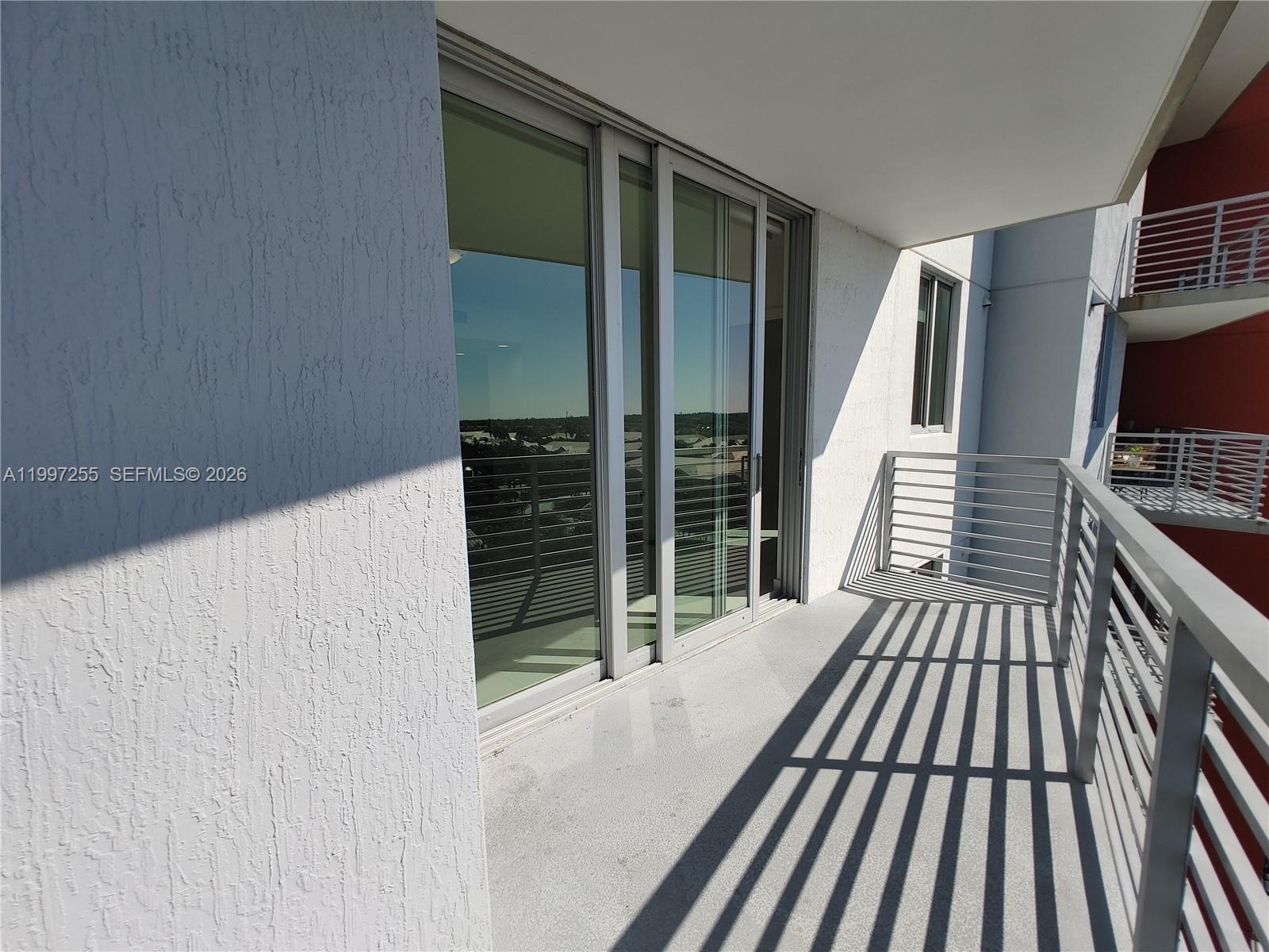 GRAND BAY COMMONS SOUTH - Residential Lease