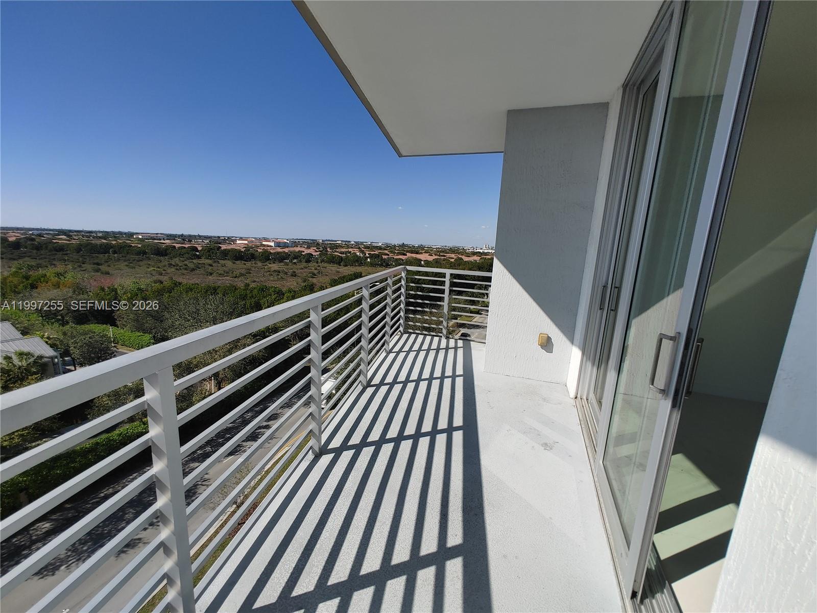 GRAND BAY COMMONS SOUTH - Residential Lease