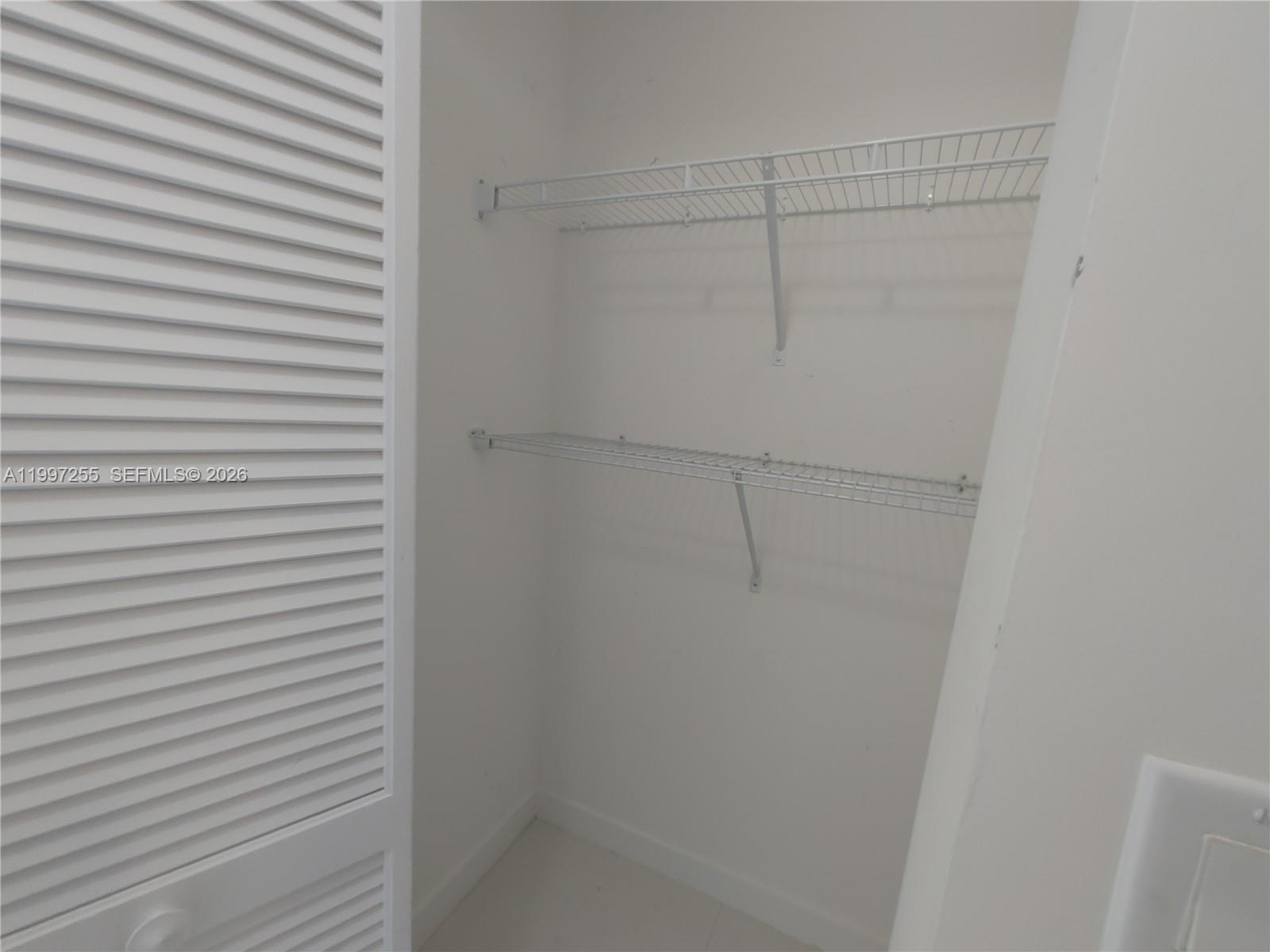 GRAND BAY COMMONS SOUTH - Residential Lease