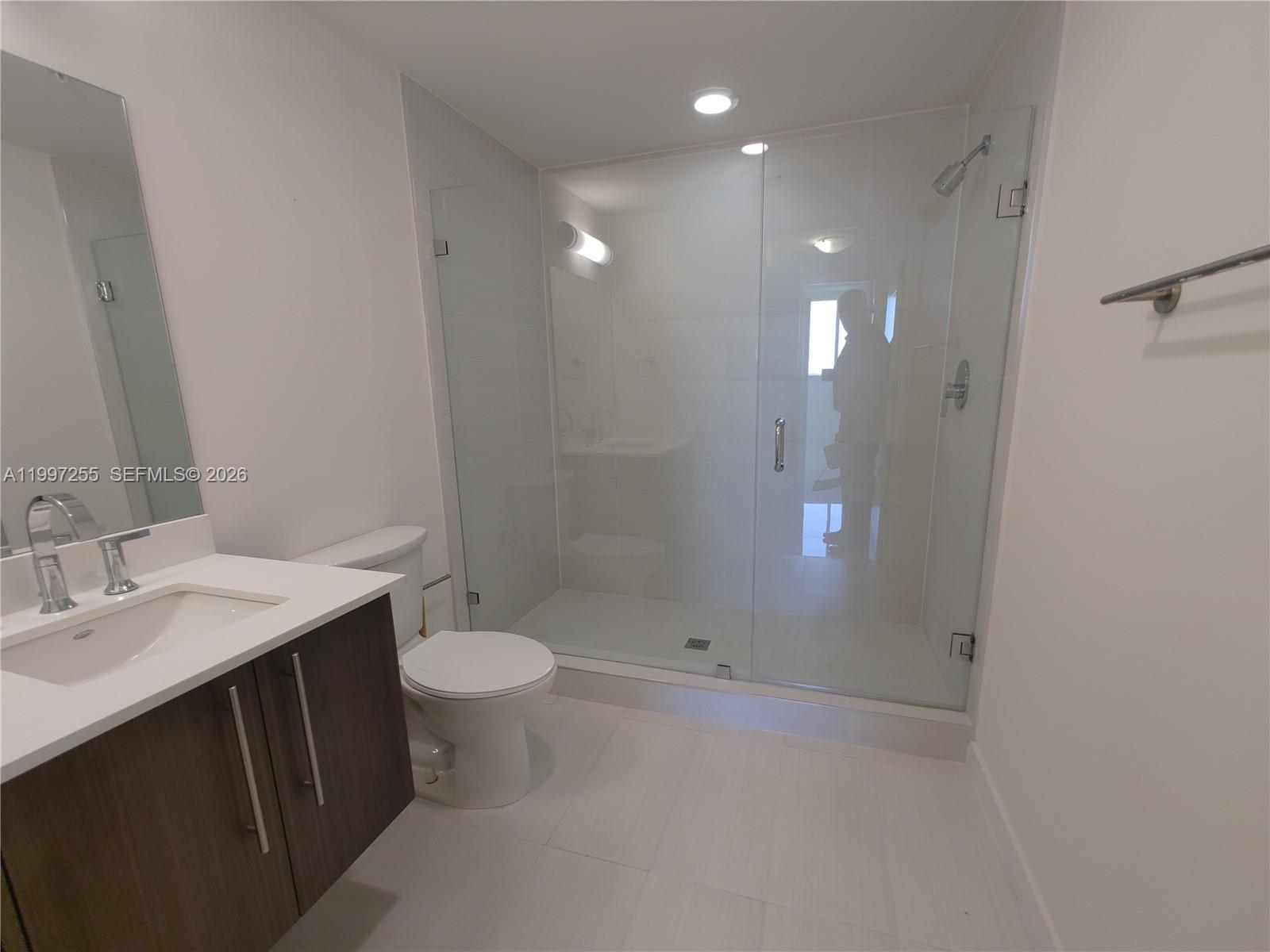 GRAND BAY COMMONS SOUTH - Residential Lease