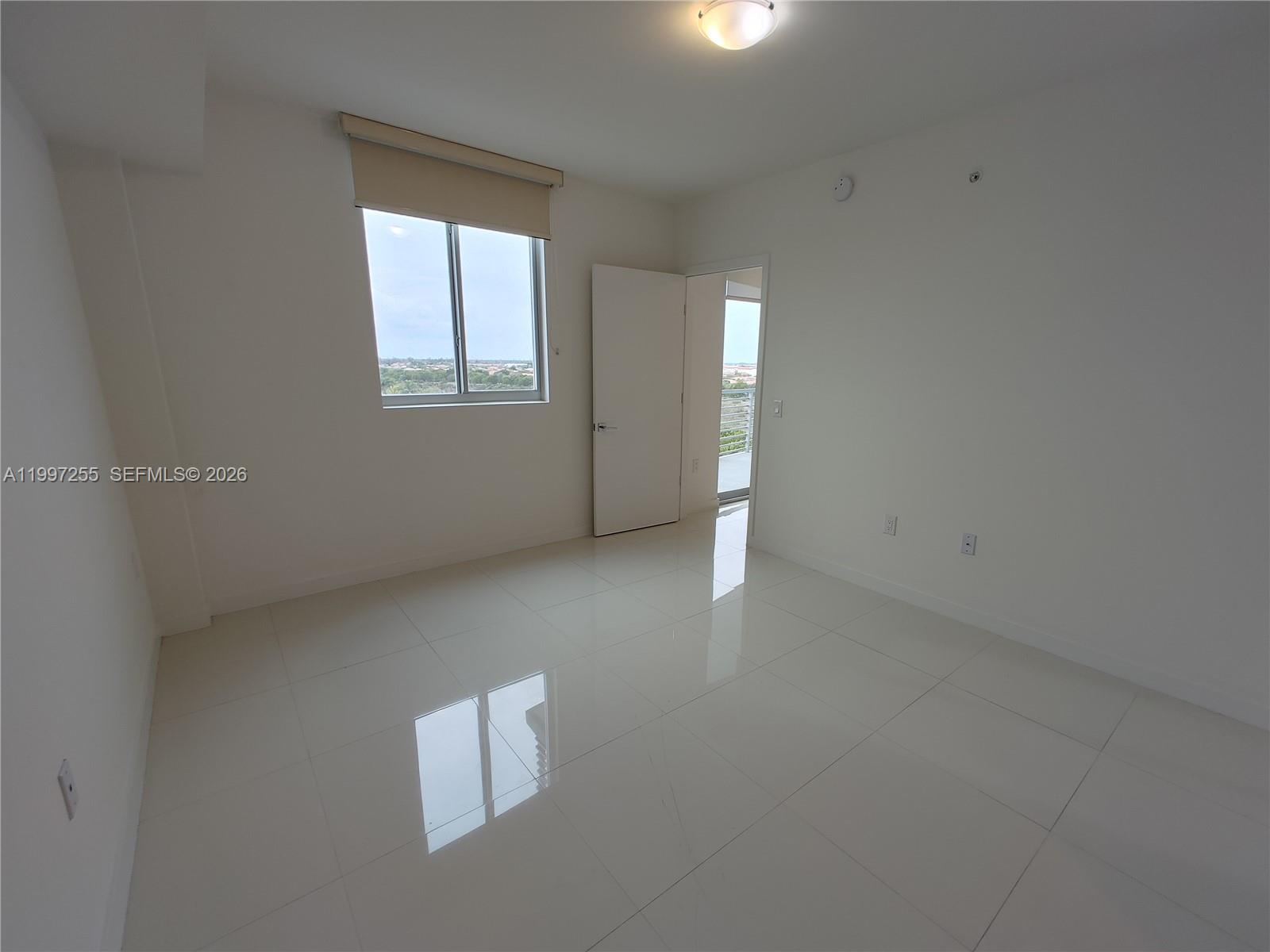 GRAND BAY COMMONS SOUTH - Residential Lease