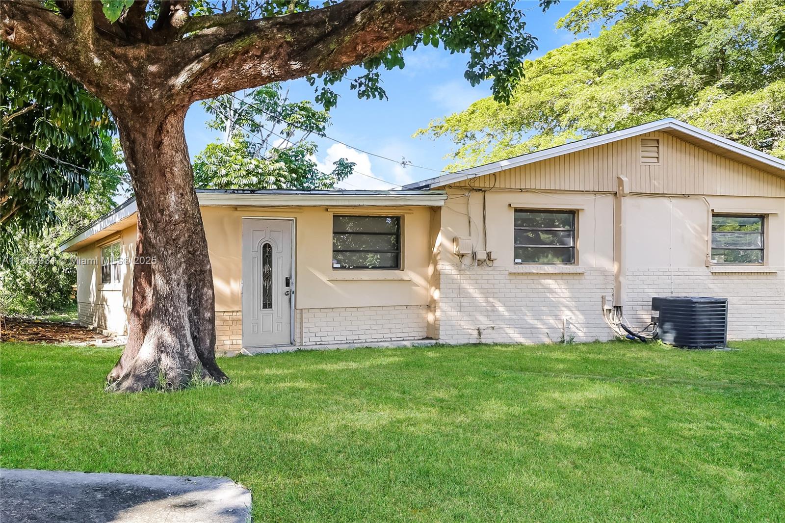 IBEC NEIGHBORHOOD NO 1 - Residential Lease