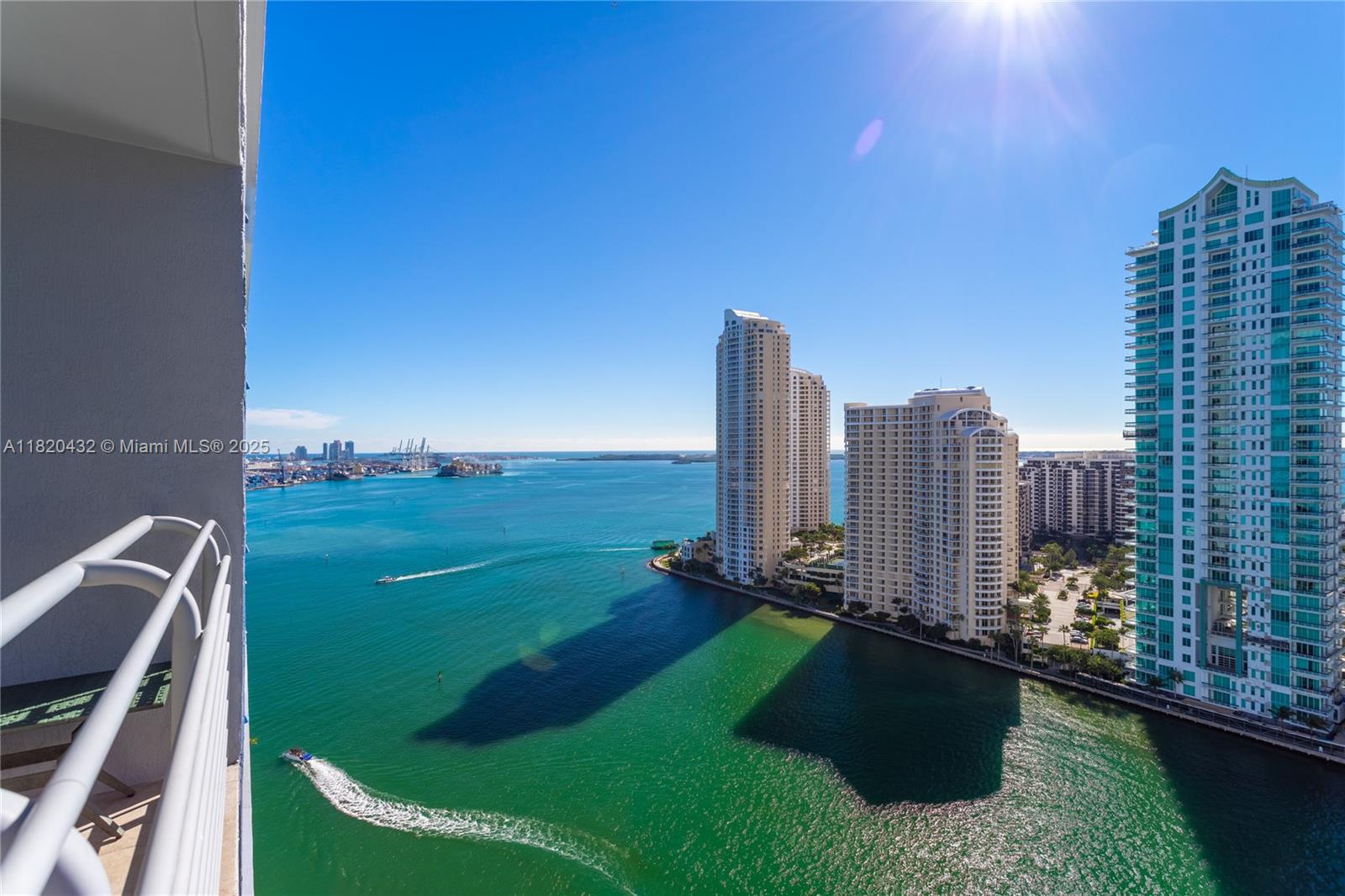 Rental Property at 325 S Biscayne Blvd 2615, Miami, Broward County, Florida - Bedrooms: 2 
Bathrooms: 2  - $3,750 MO.