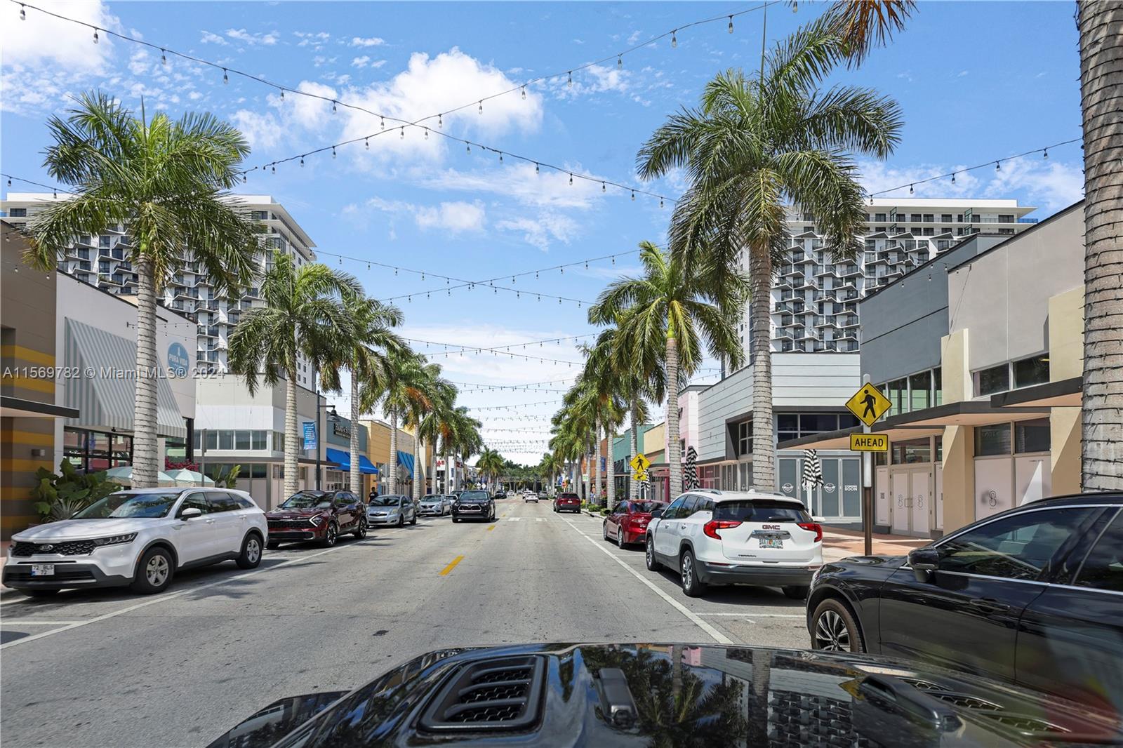 URBANA AT THE RESIDENCES - Residential