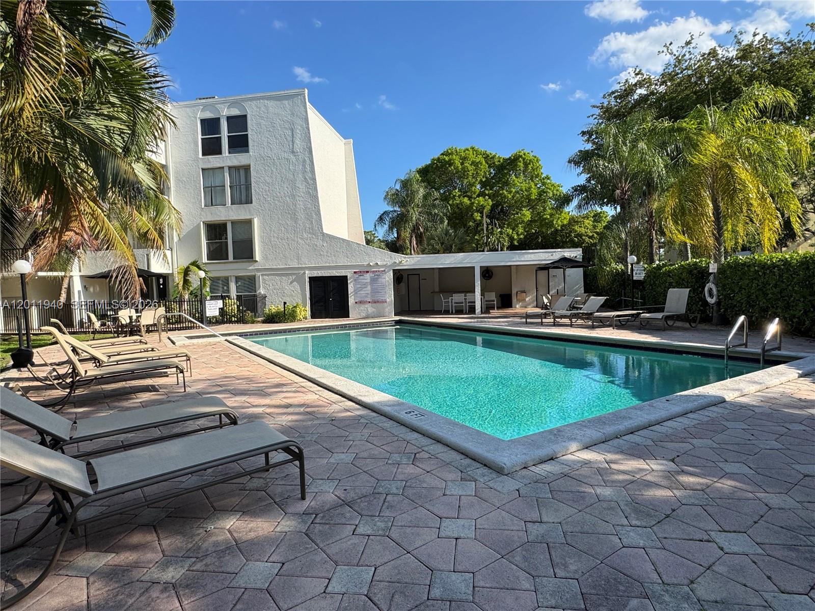 2160 SW 16th Ave 416