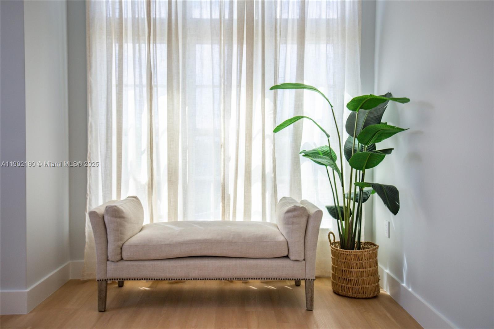 GRASSY KEY - Residential