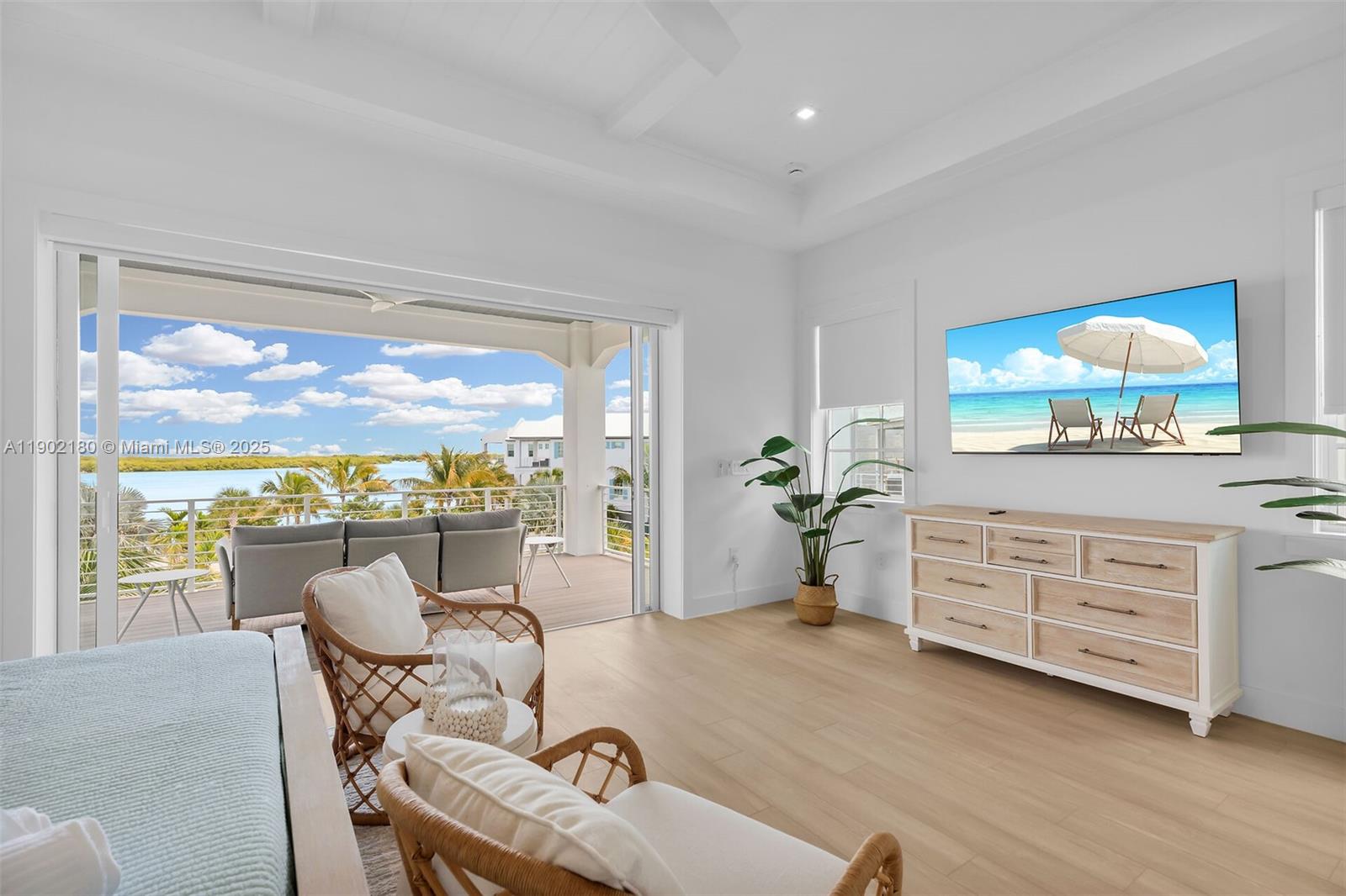 GRASSY KEY - Residential