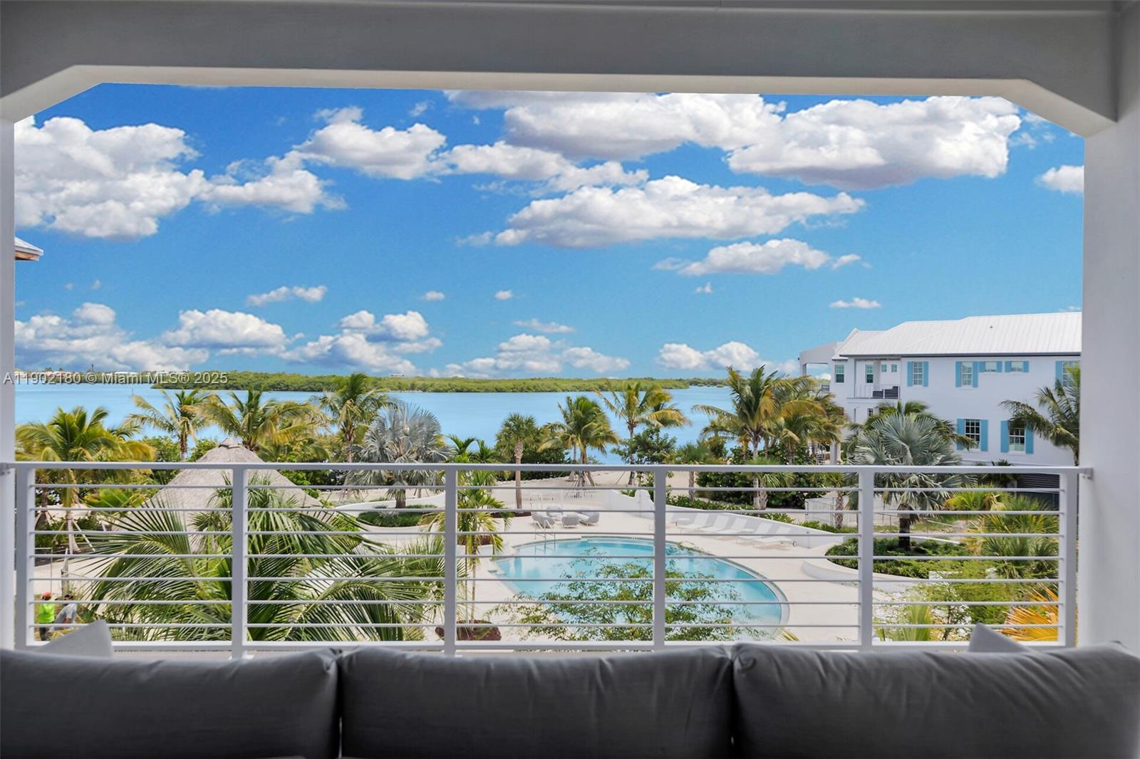 GRASSY KEY - Residential