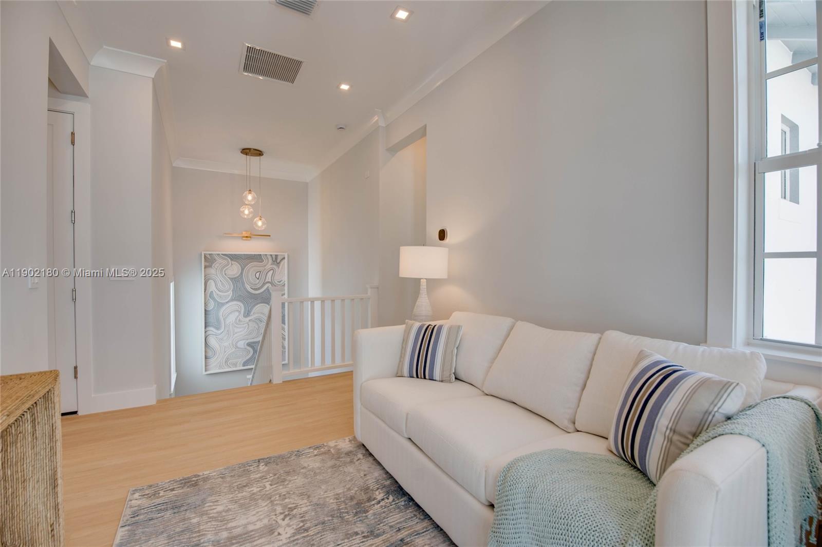 GRASSY KEY - Residential