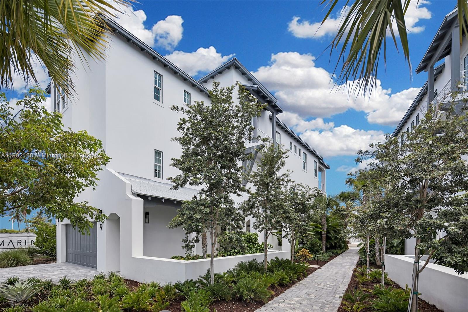 GRASSY KEY - Residential