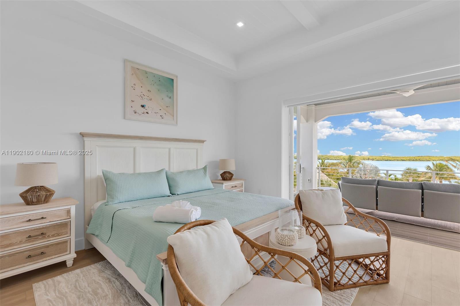 GRASSY KEY - Residential