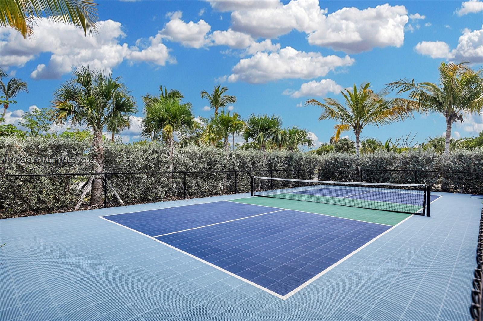 GRASSY KEY - Residential