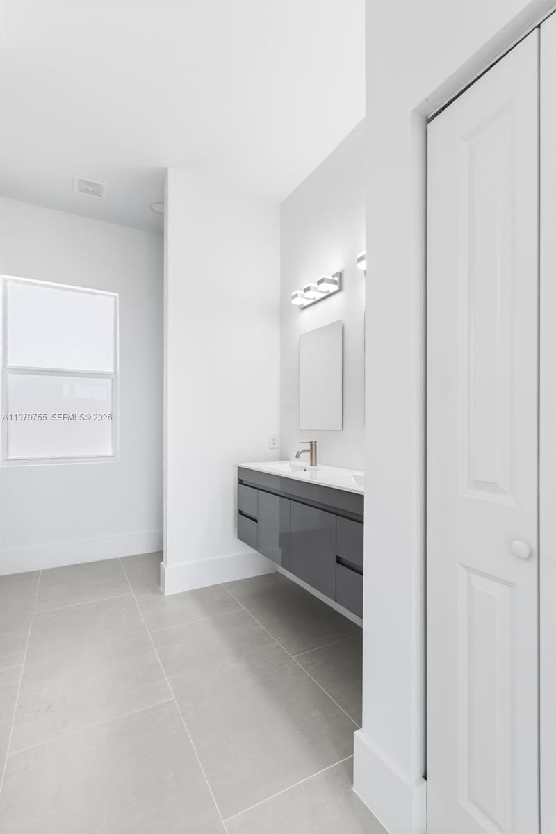 SOUTHWOOD - Residential