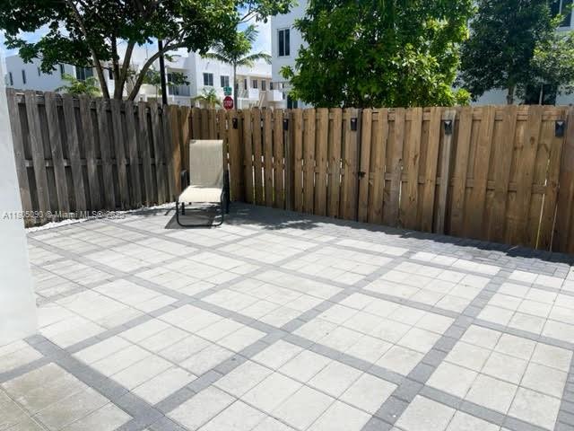 DORAL PALMS NORTH - Residential