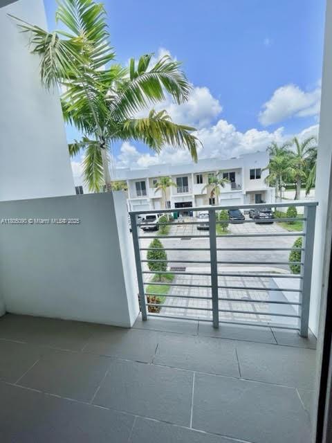 DORAL PALMS NORTH - Residential