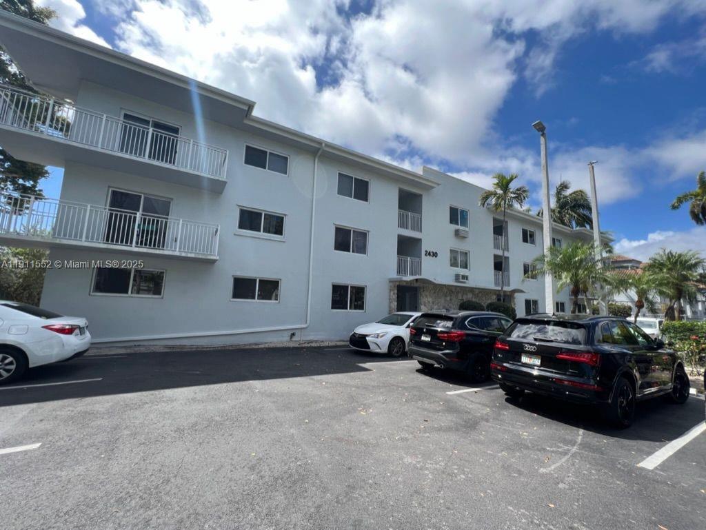 KEYSTONE GARDENS CONDO - Residential Lease