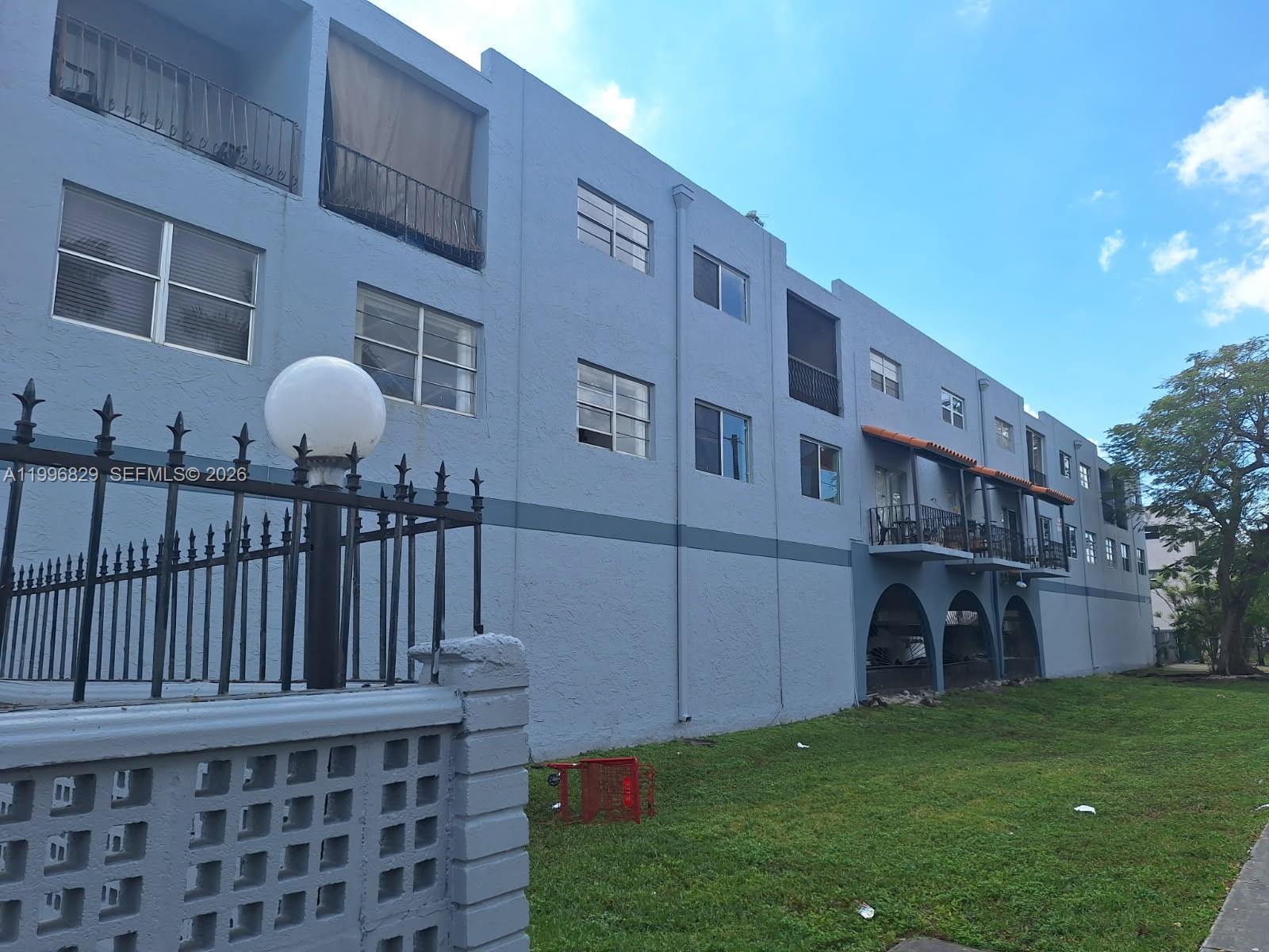 WESTLAND PLAZA GARDENS CO - Residential