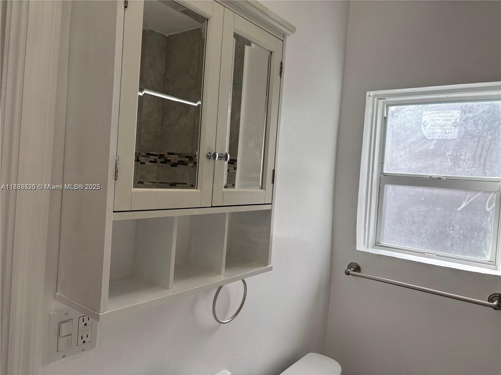 HOLLYWOOD SOUTH SIDE ADD - Residential Lease