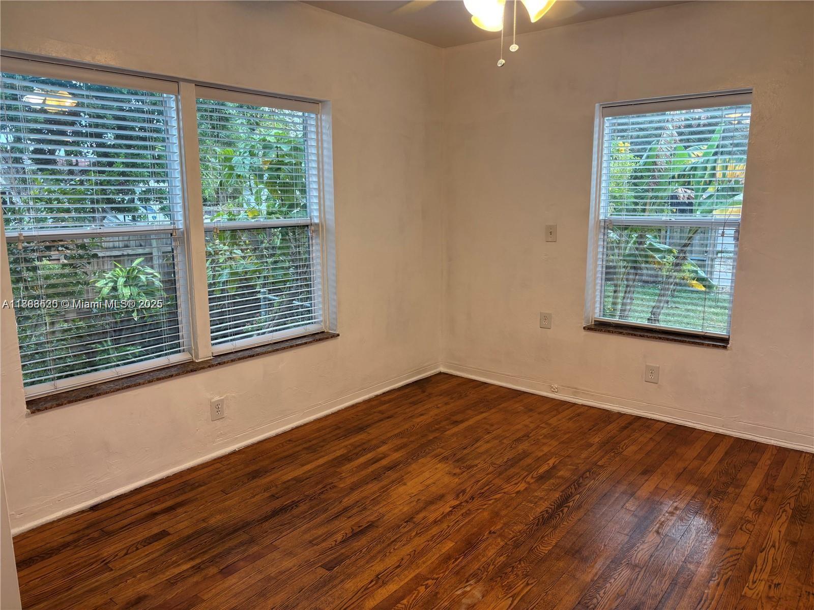 HOLLYWOOD SOUTH SIDE ADD - Residential Lease