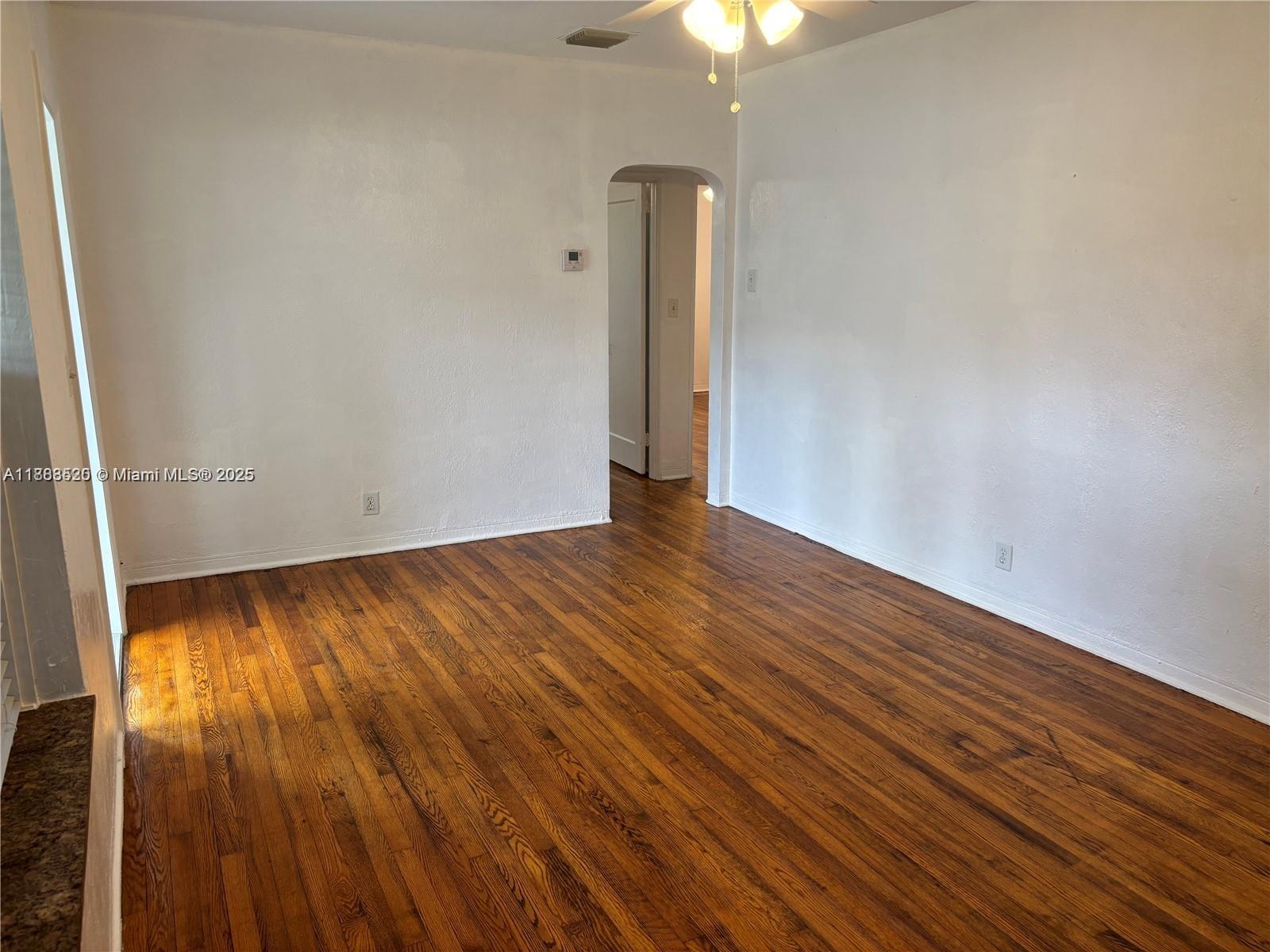 HOLLYWOOD SOUTH SIDE ADD - Residential Lease