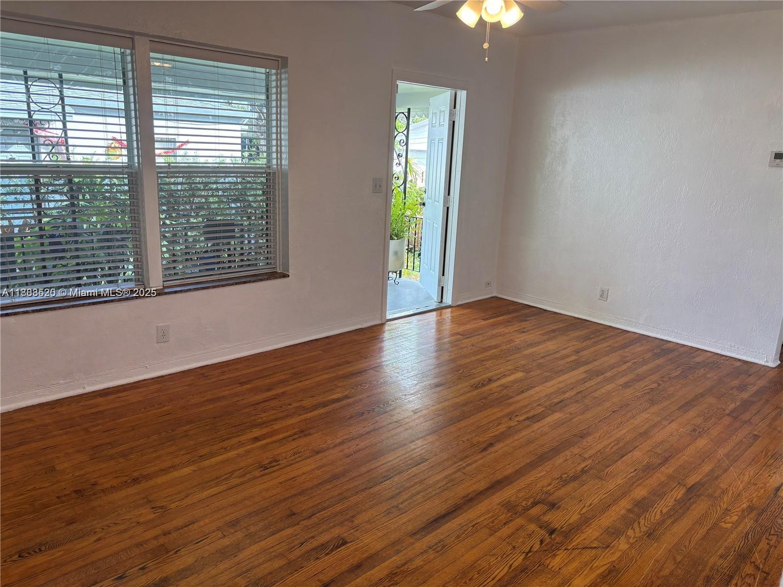 HOLLYWOOD SOUTH SIDE ADD - Residential Lease