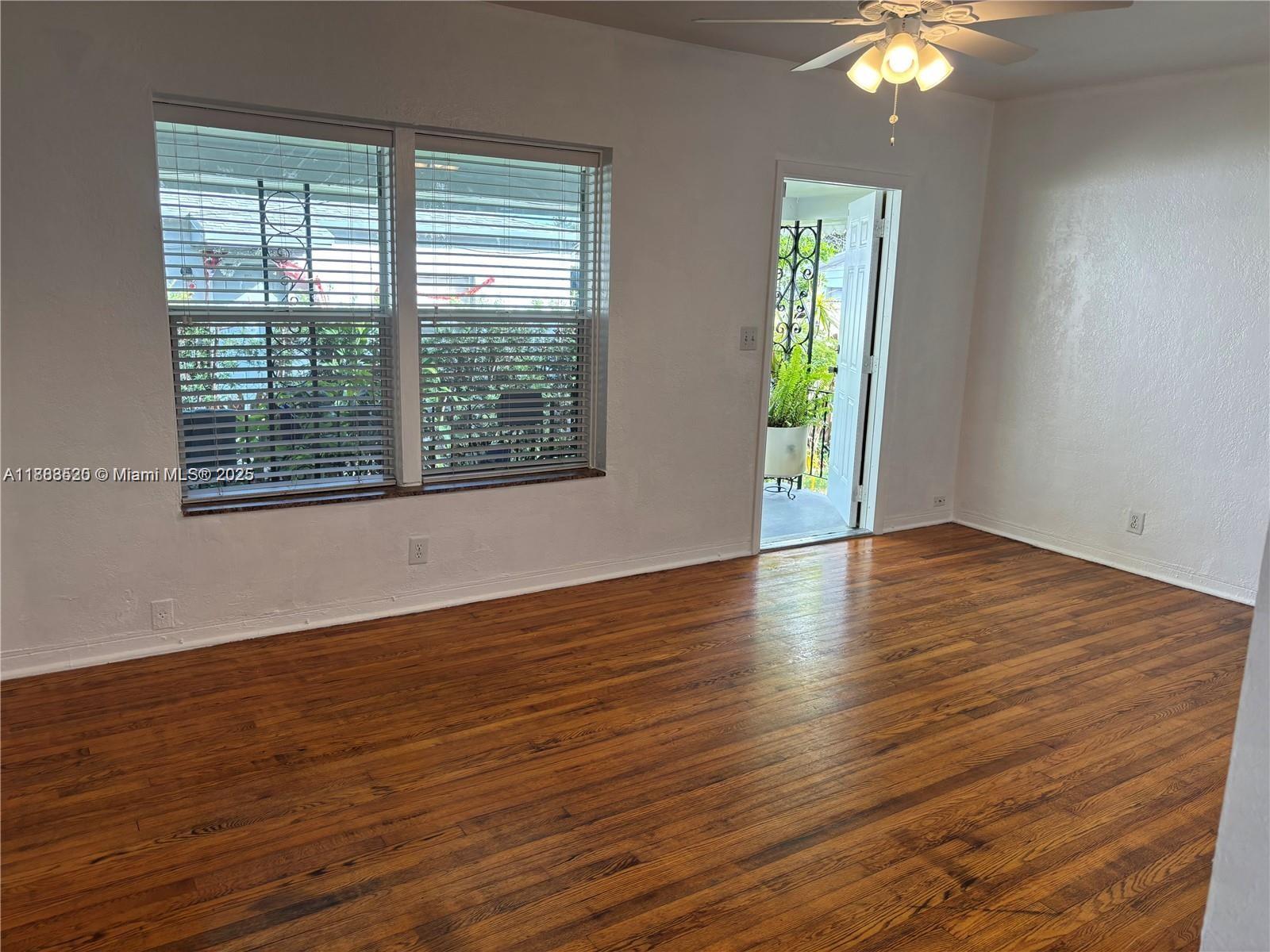 HOLLYWOOD SOUTH SIDE ADD - Residential Lease