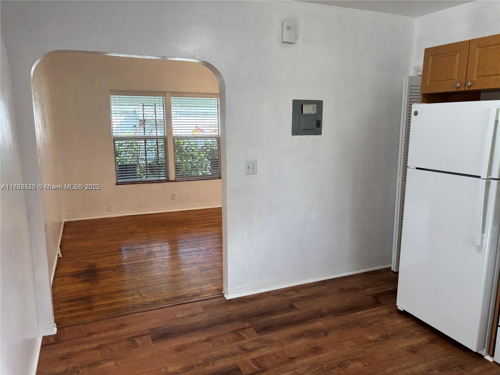 HOLLYWOOD SOUTH SIDE ADD - Residential Lease