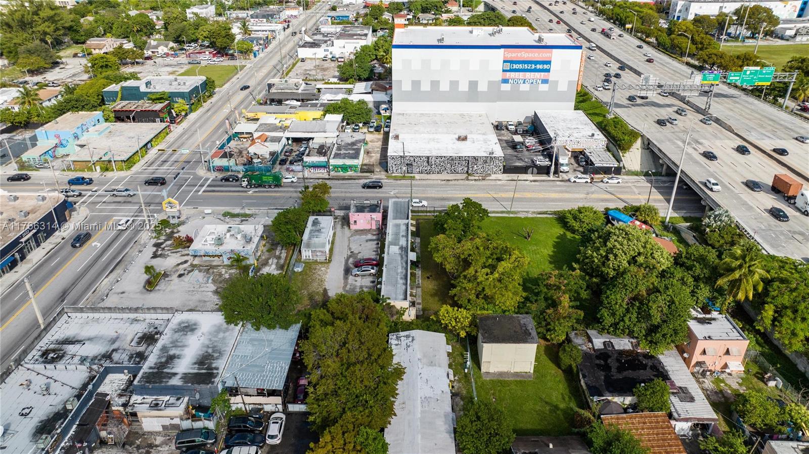NORTHERN BLVD TRACK - Land