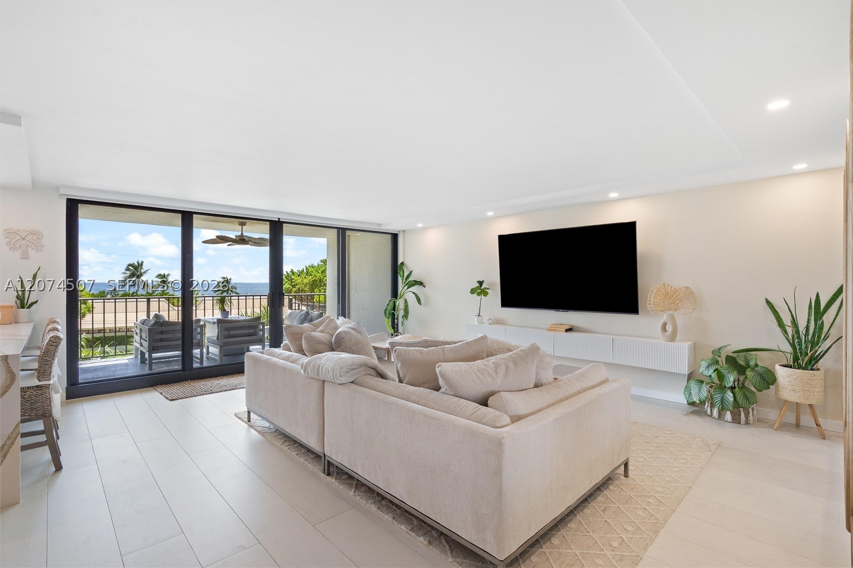 1905 N Ocean Blvd 3D