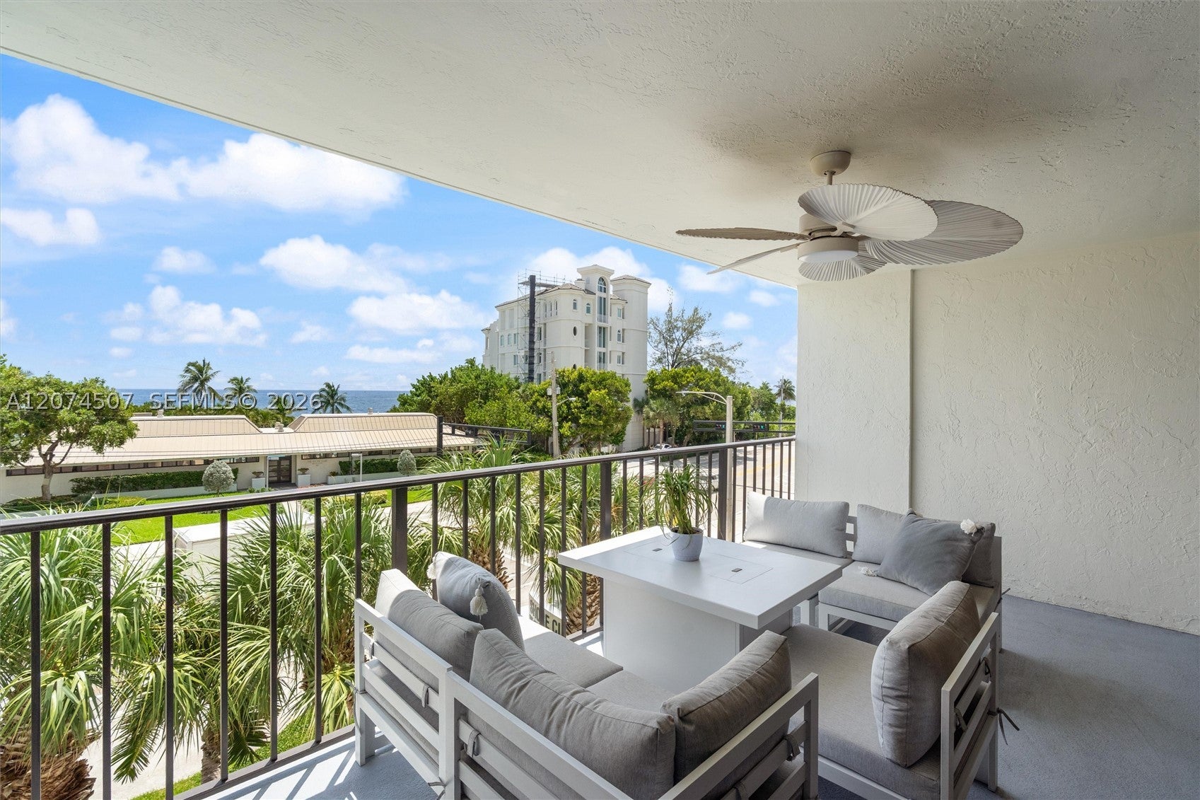 1905 N Ocean Blvd 3D