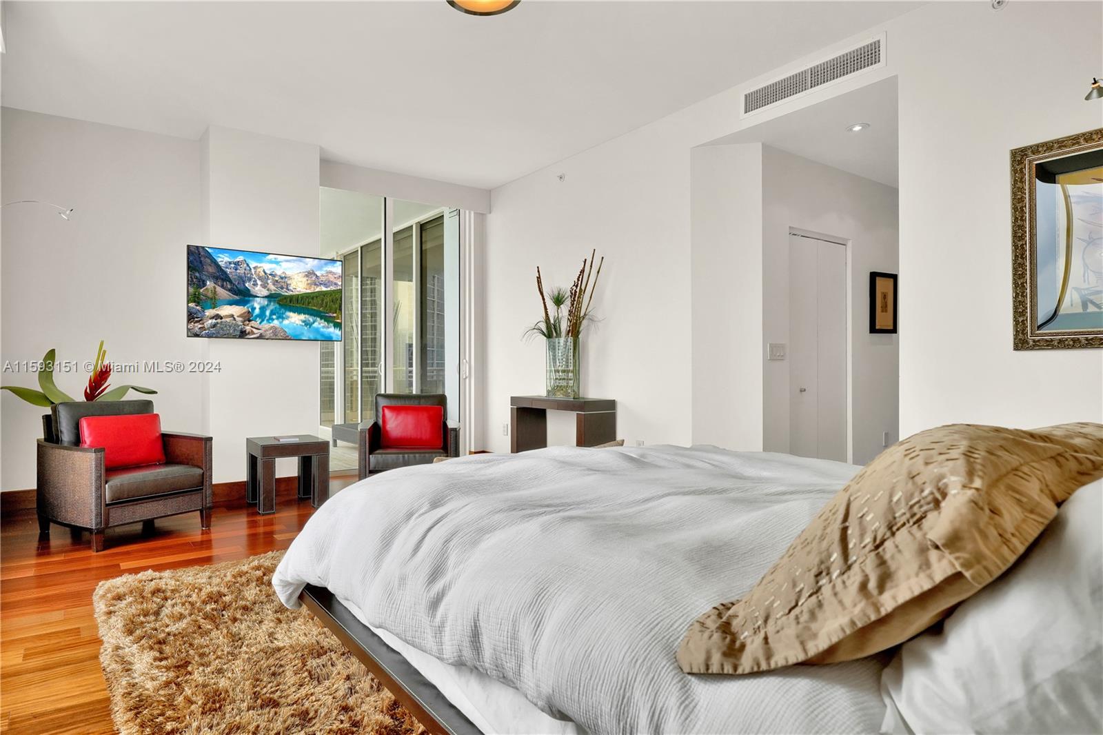 CARBONELL CONDO - Residential Lease