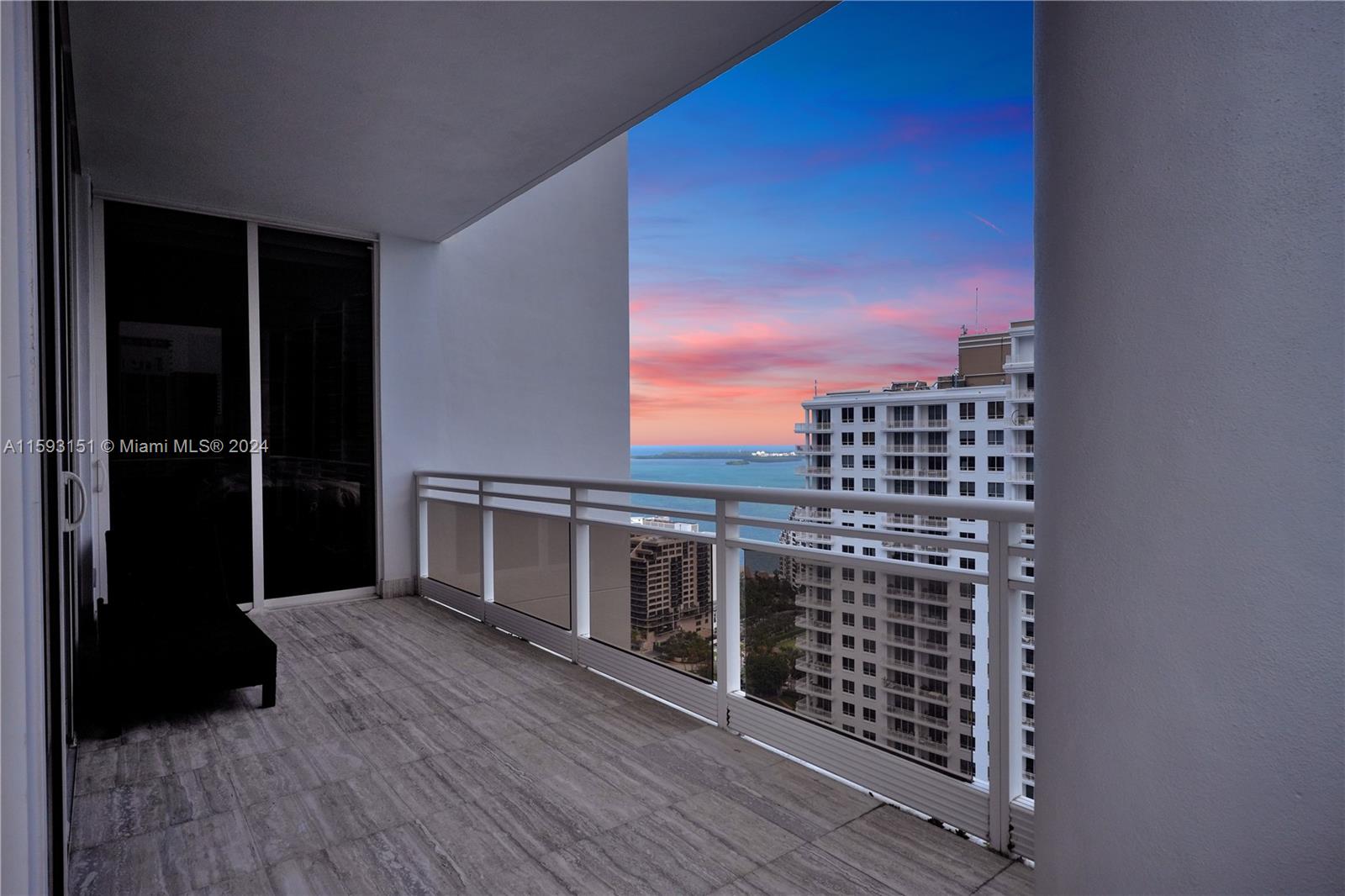 CARBONELL CONDO - Residential Lease