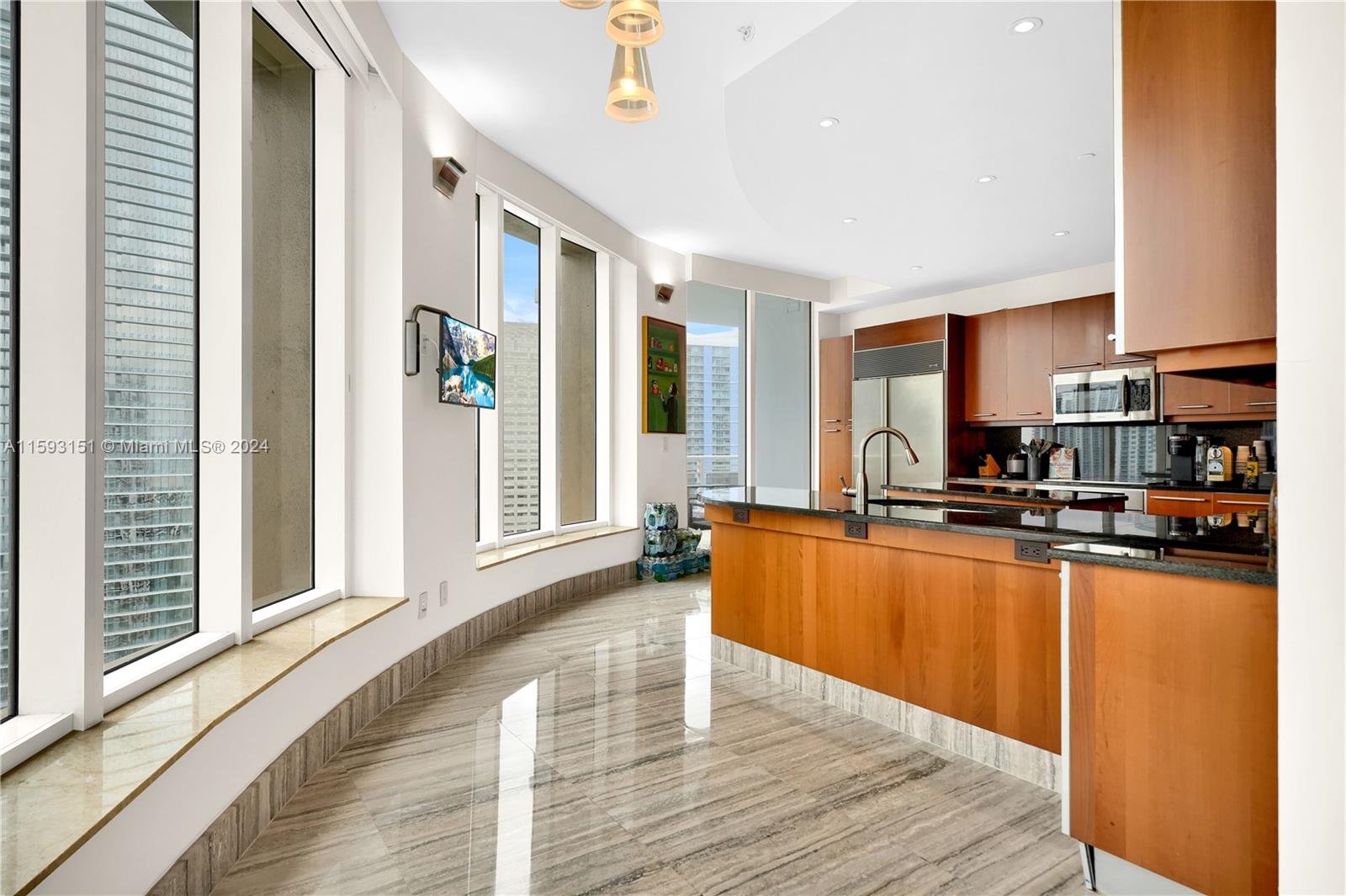 CARBONELL CONDO - Residential Lease