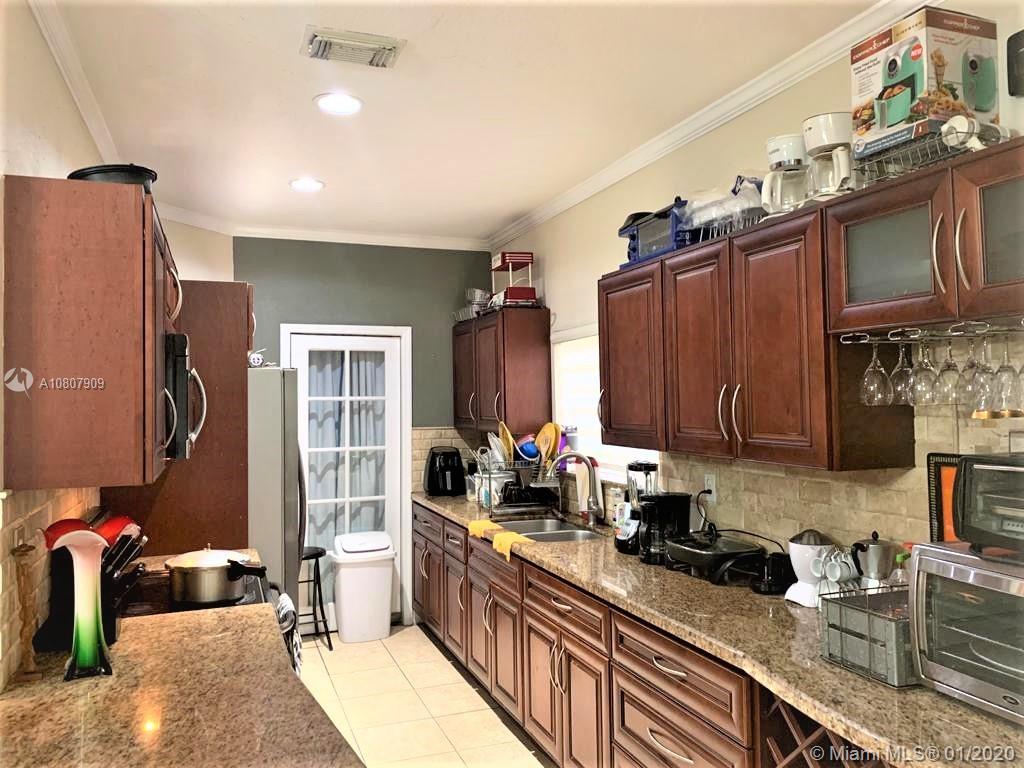 SILVER PALM HOMES - Residential