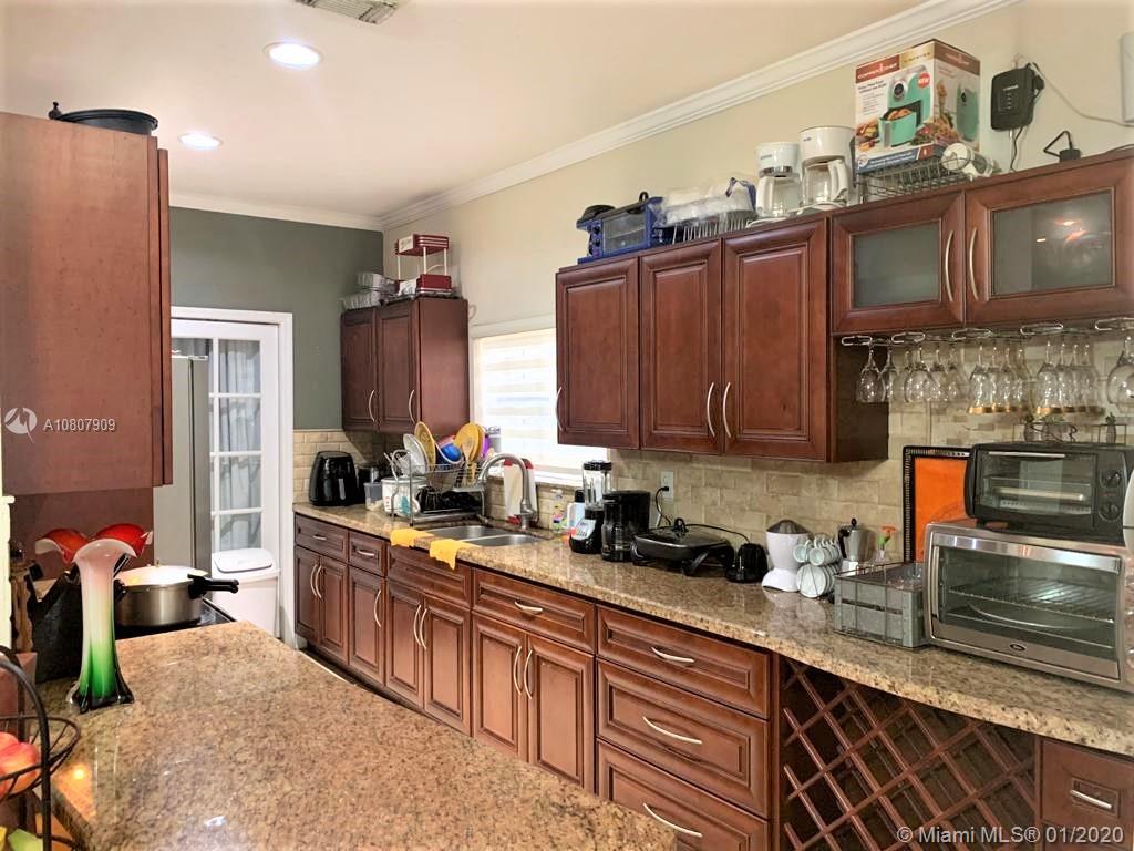 SILVER PALM HOMES - Residential