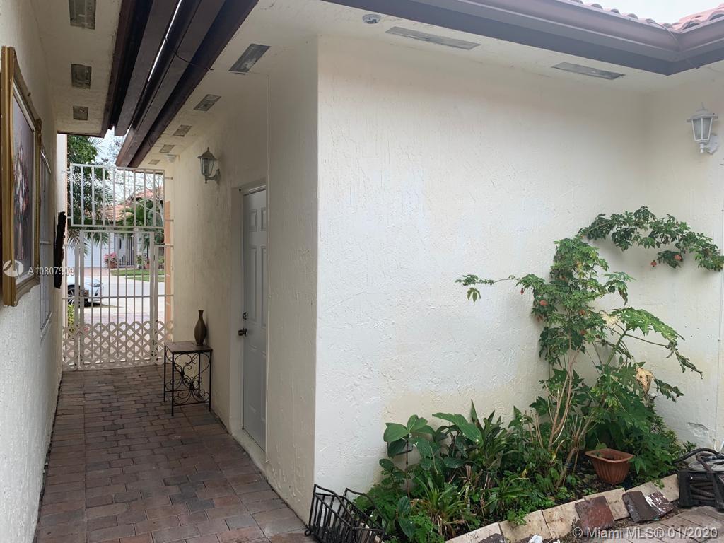 SILVER PALM HOMES - Residential