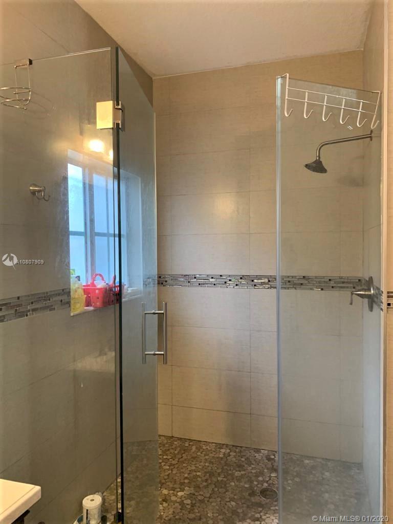 SILVER PALM HOMES - Residential