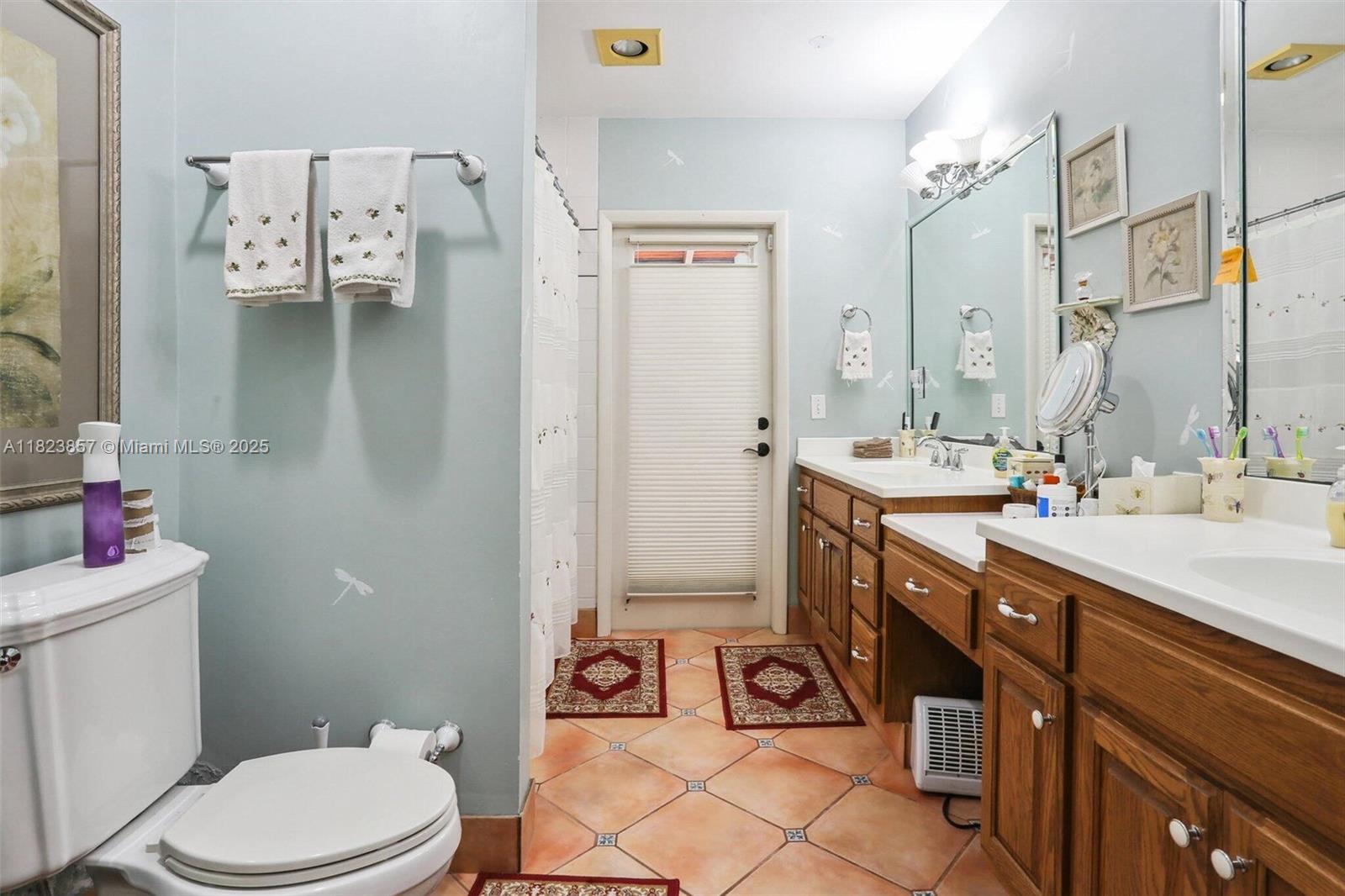 HELMS COUNTRY ESTATES RE- - Residential