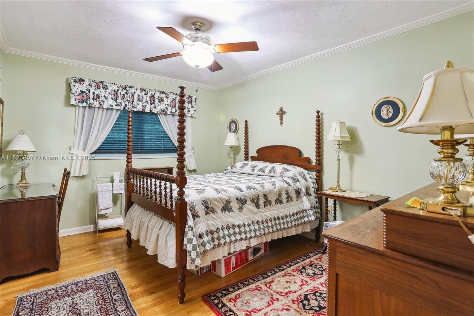 HELMS COUNTRY ESTATES RE- - Residential