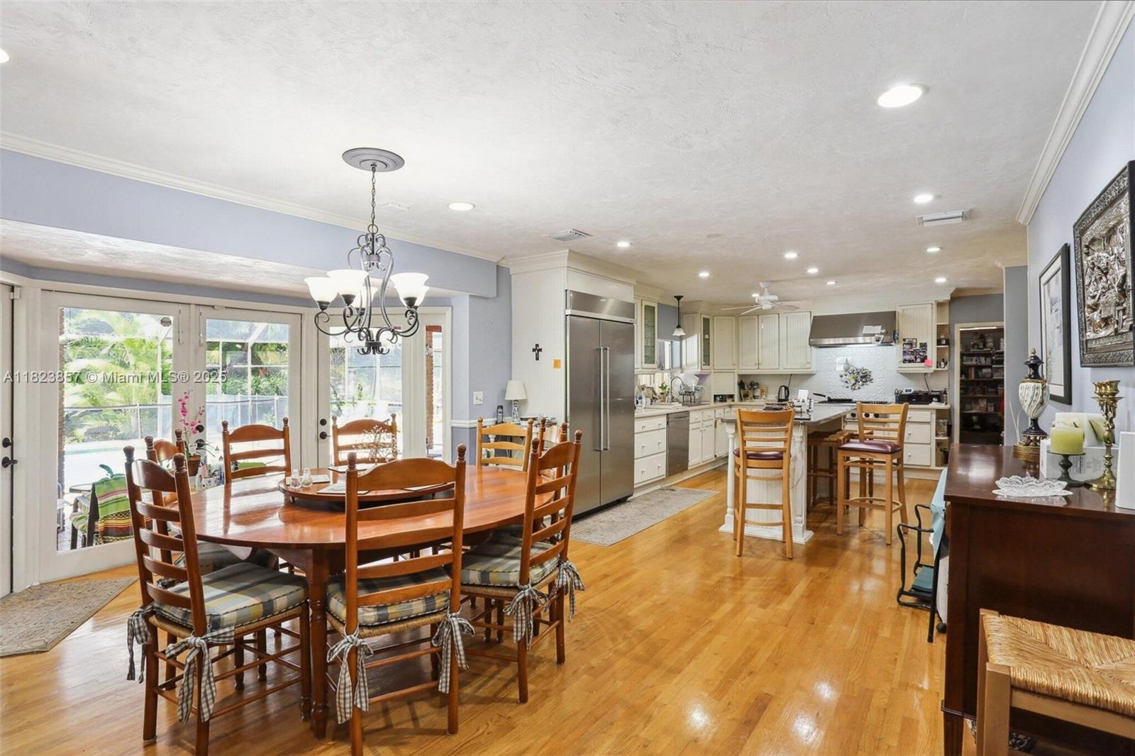 HELMS COUNTRY ESTATES RE- - Residential