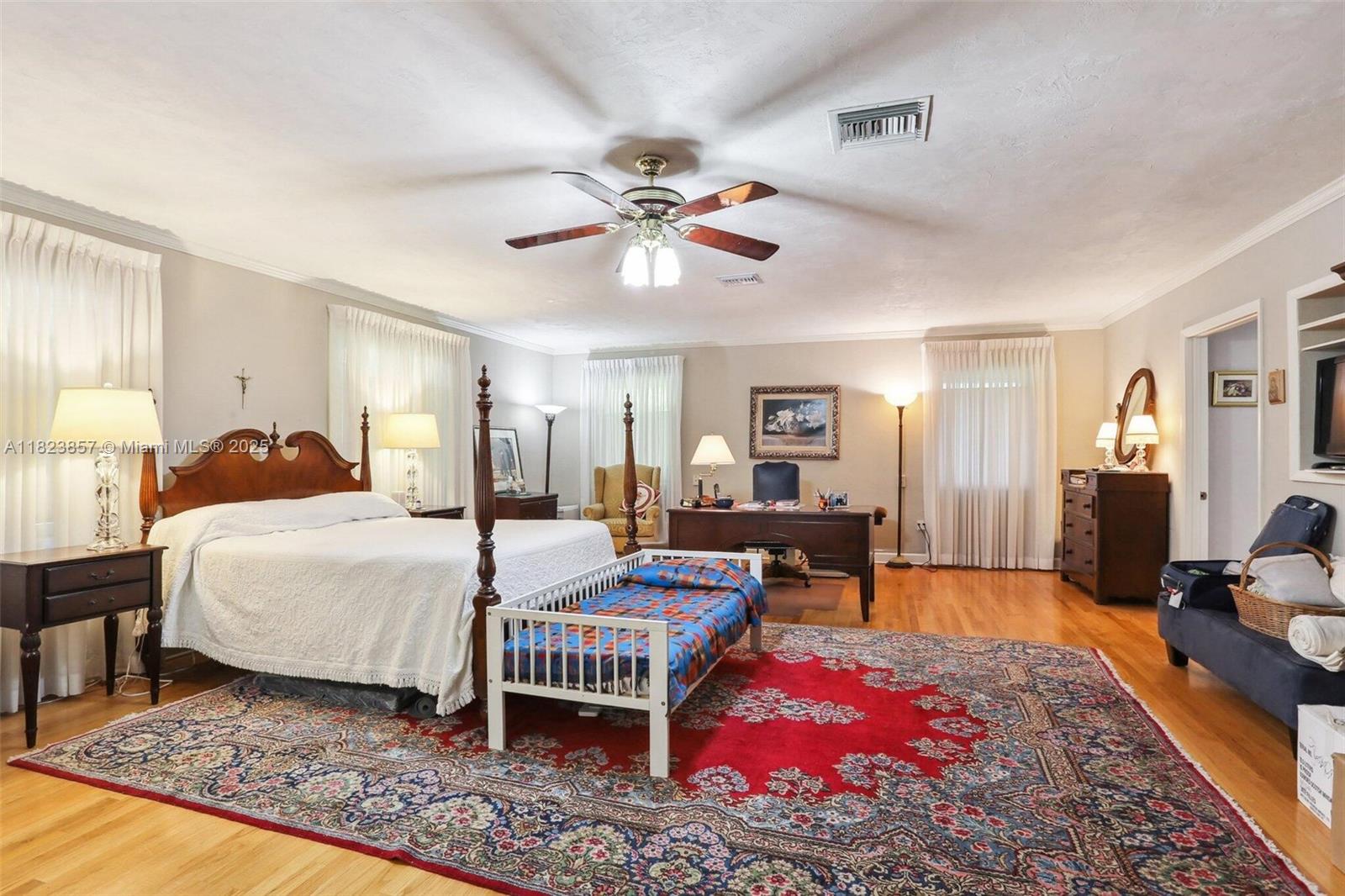 HELMS COUNTRY ESTATES RE- - Residential